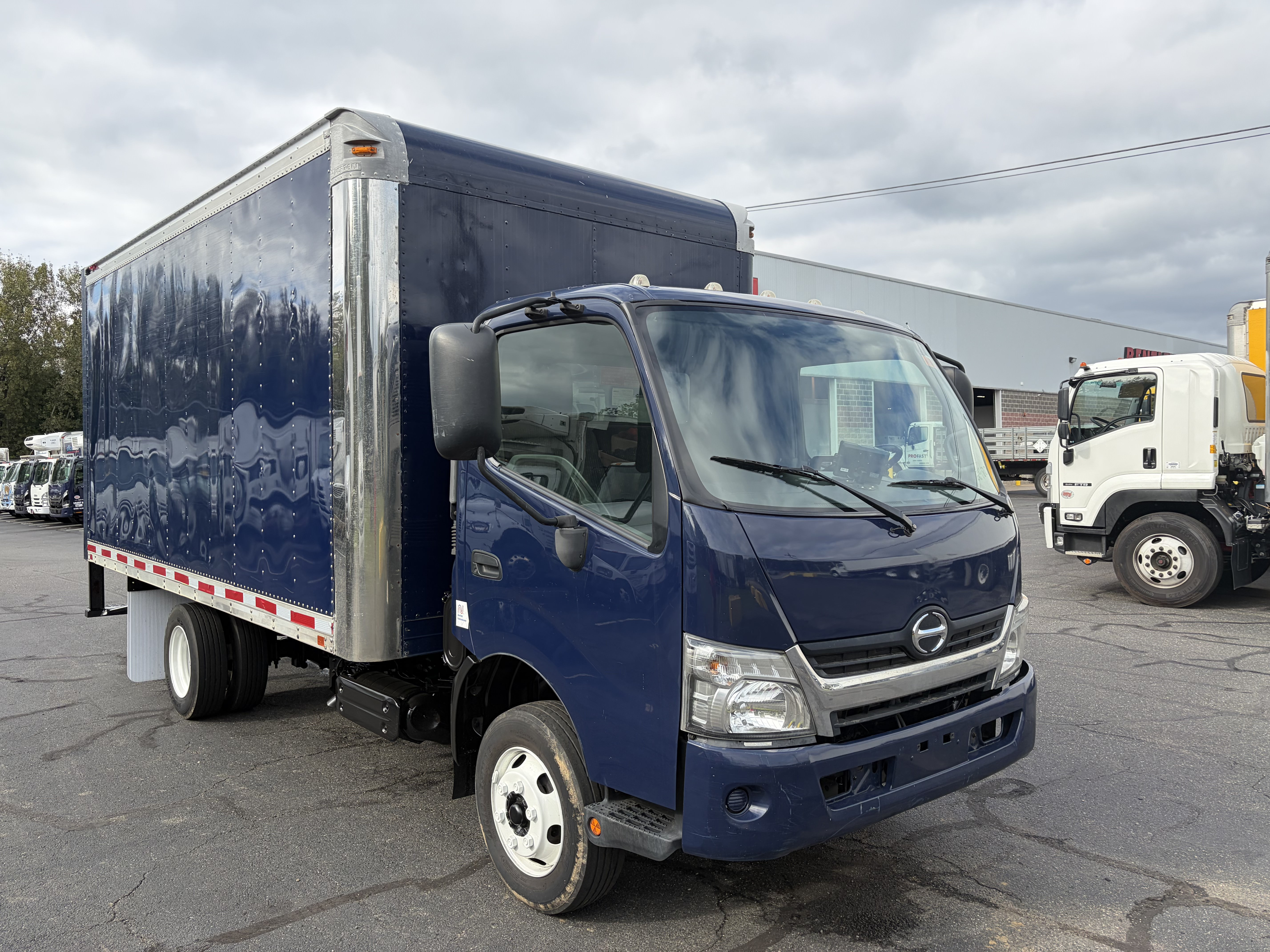2019 Hino 155
