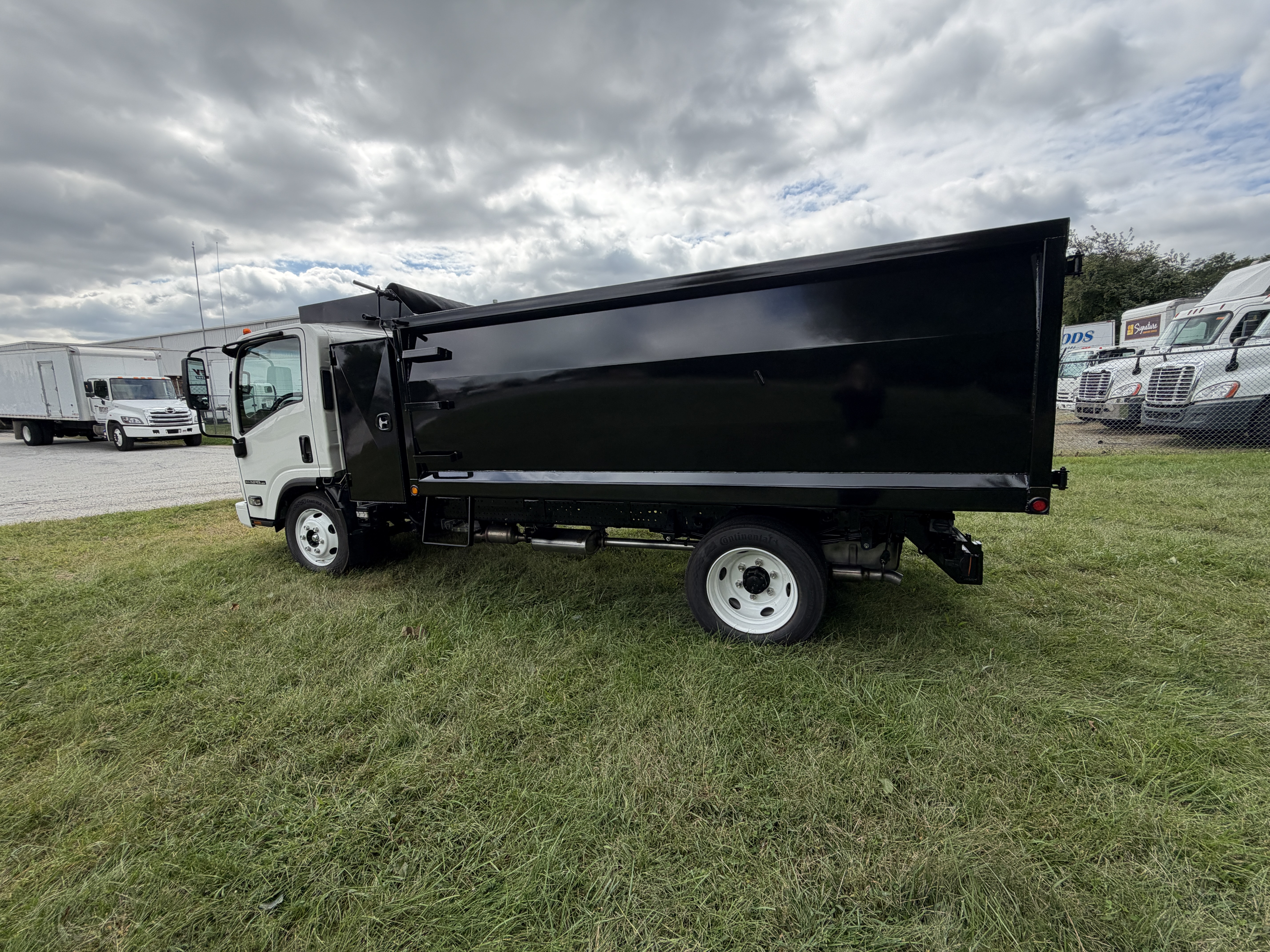 2026 Isuzu NPR HD GAS