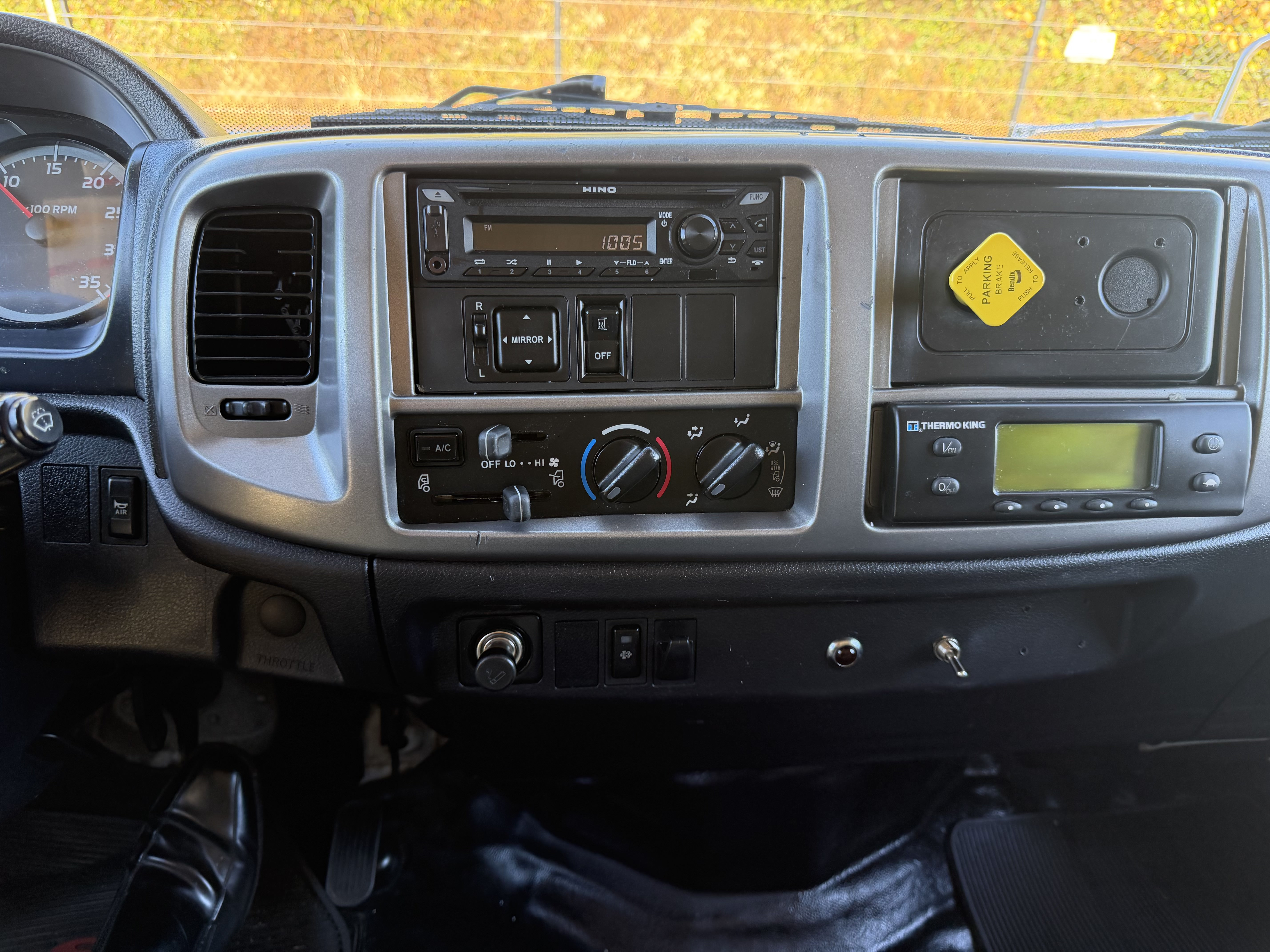2020 Hino 338