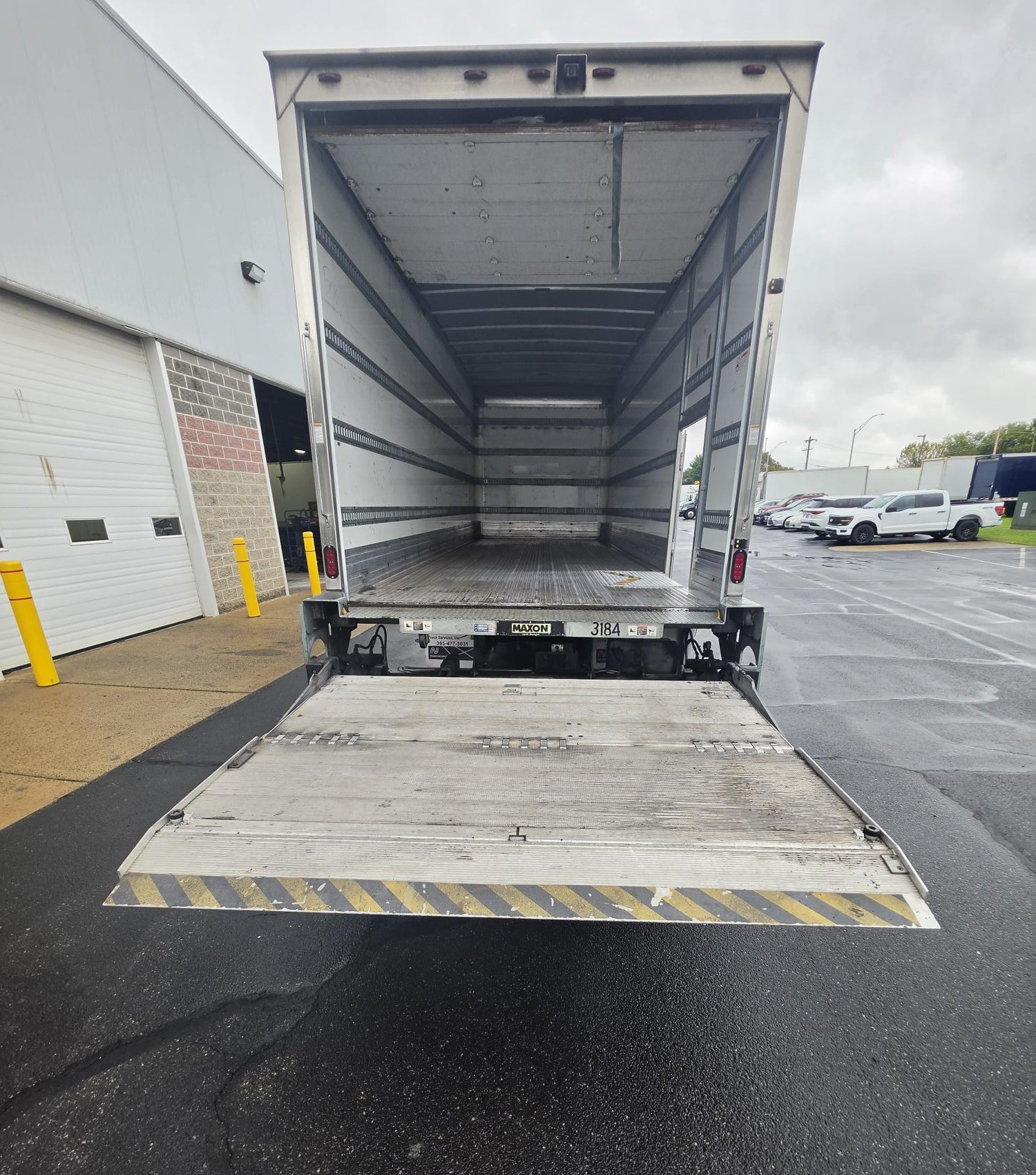 2019 Hino 268A