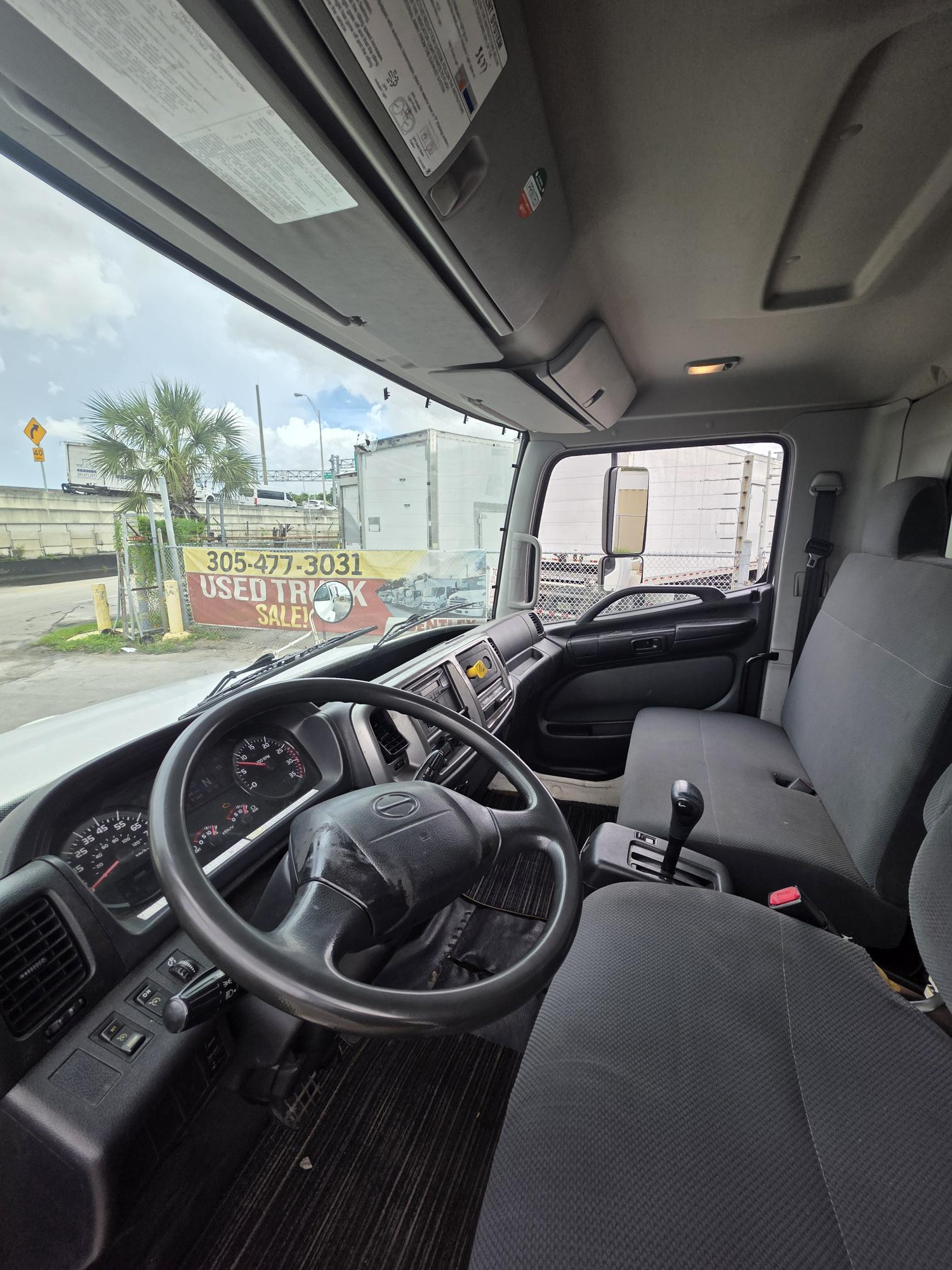 2015 Hino 338