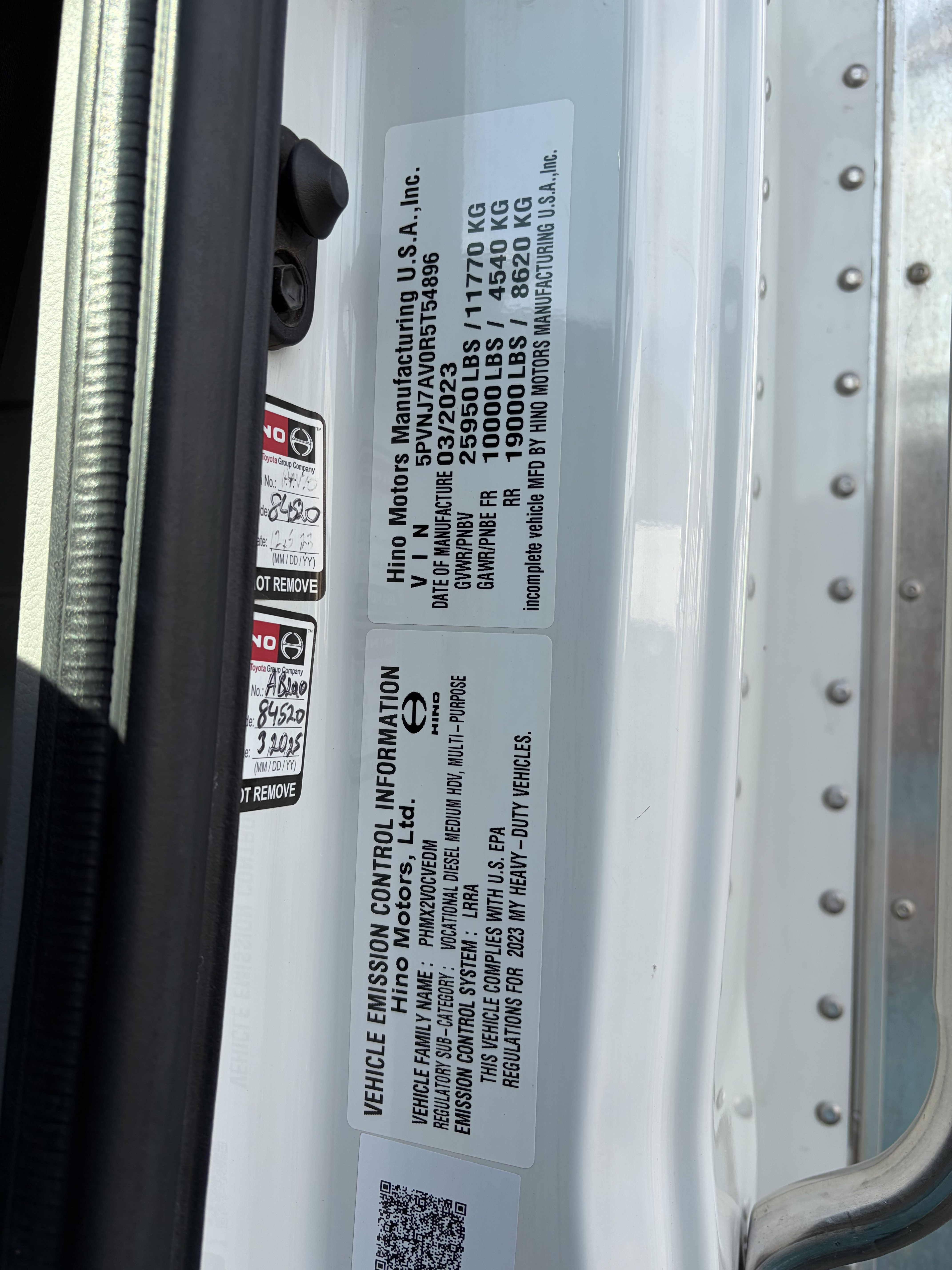 2024 Hino L6
