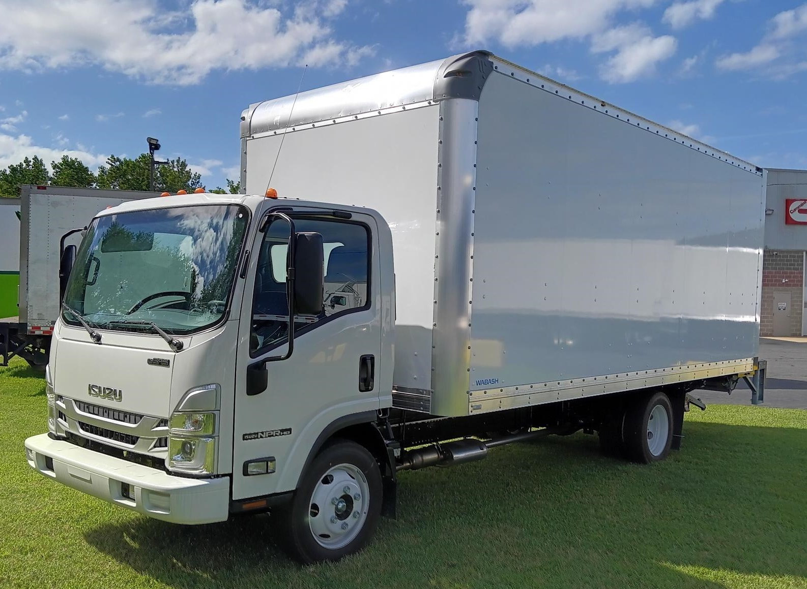 Photo of a 2025 Isuzu NRR Gas