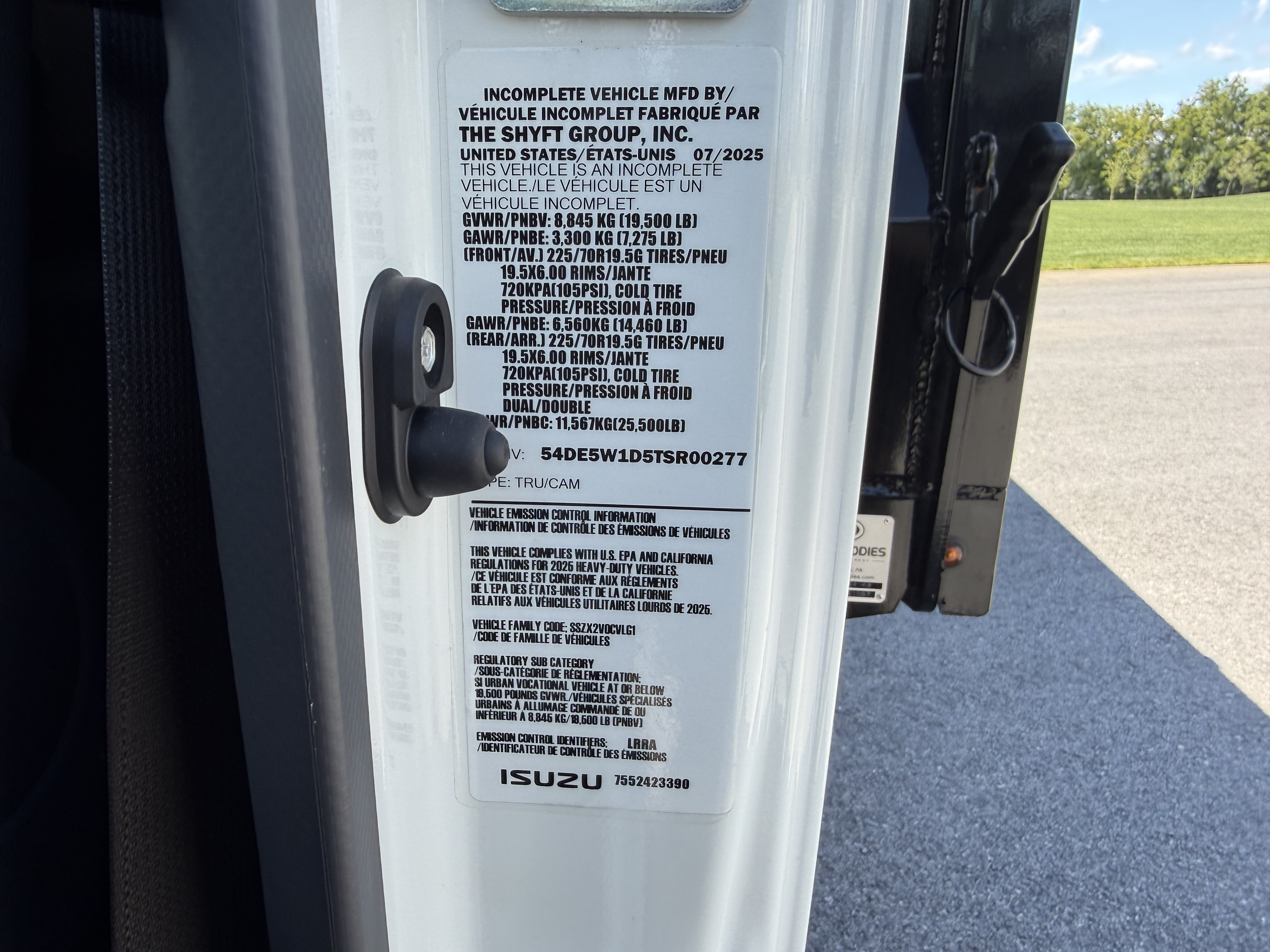 2026 Isuzu NRR GAS