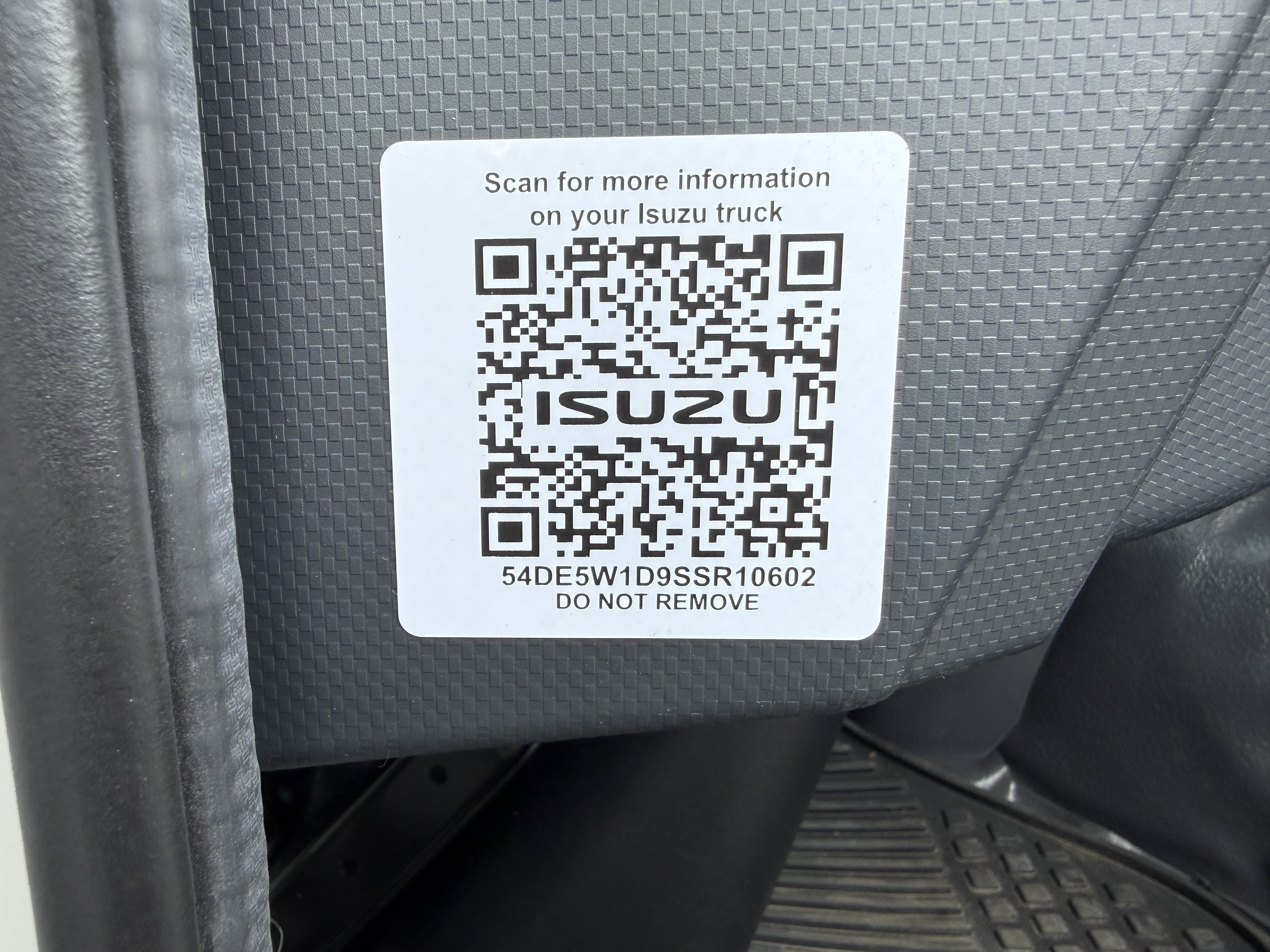 2025 Isuzu NRR Gas
