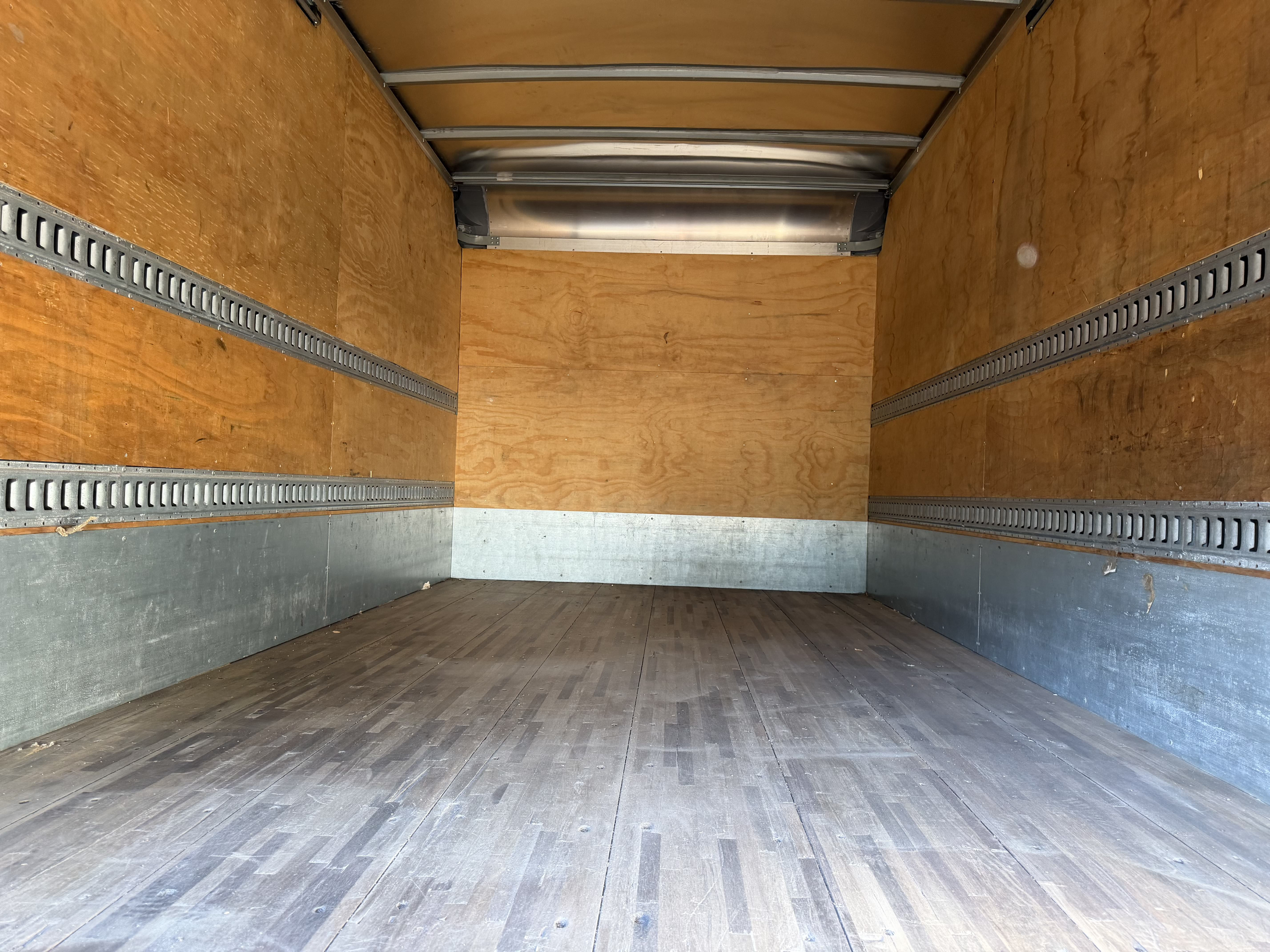 2019 Hino 155