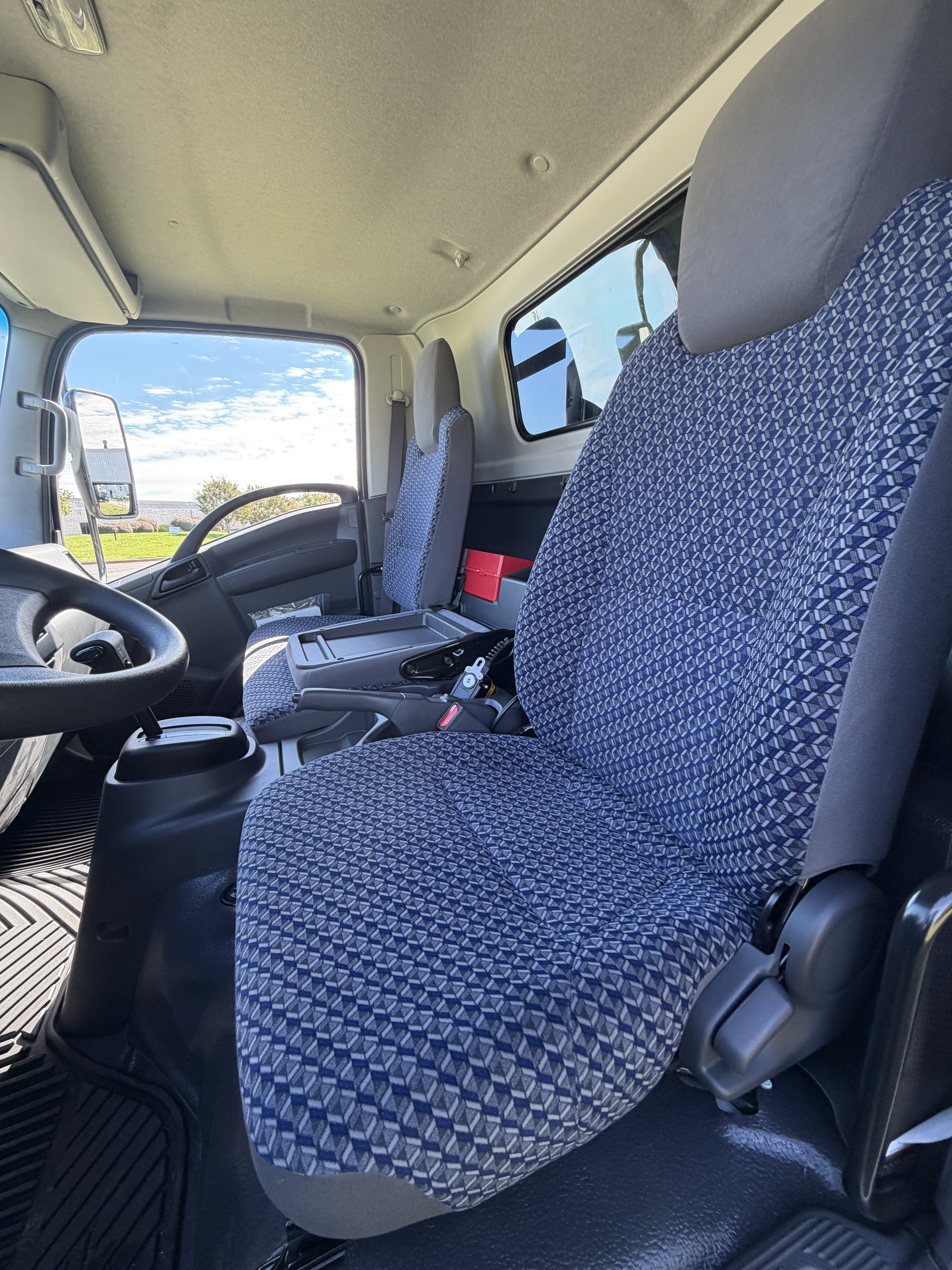 2026 Isuzu NRR GAS