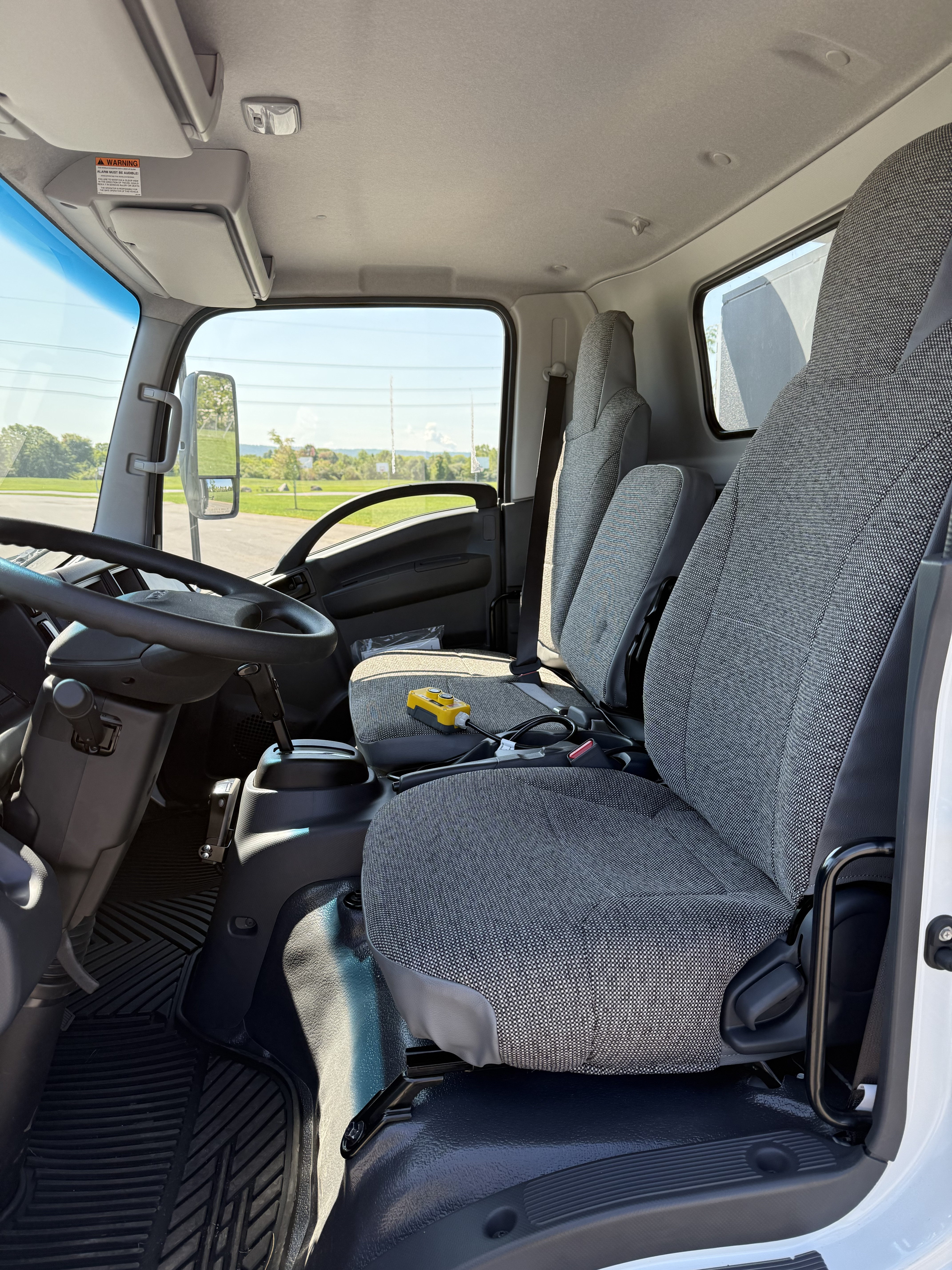 2026 Isuzu NRR GAS