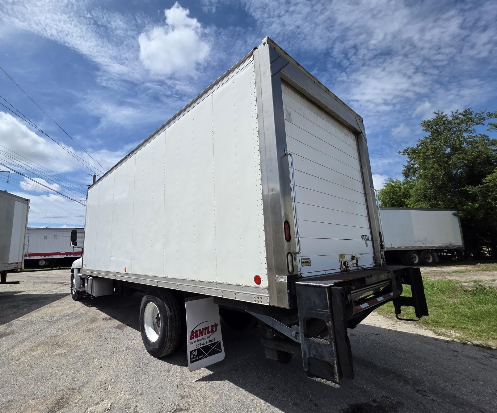 2016 Hino 338D