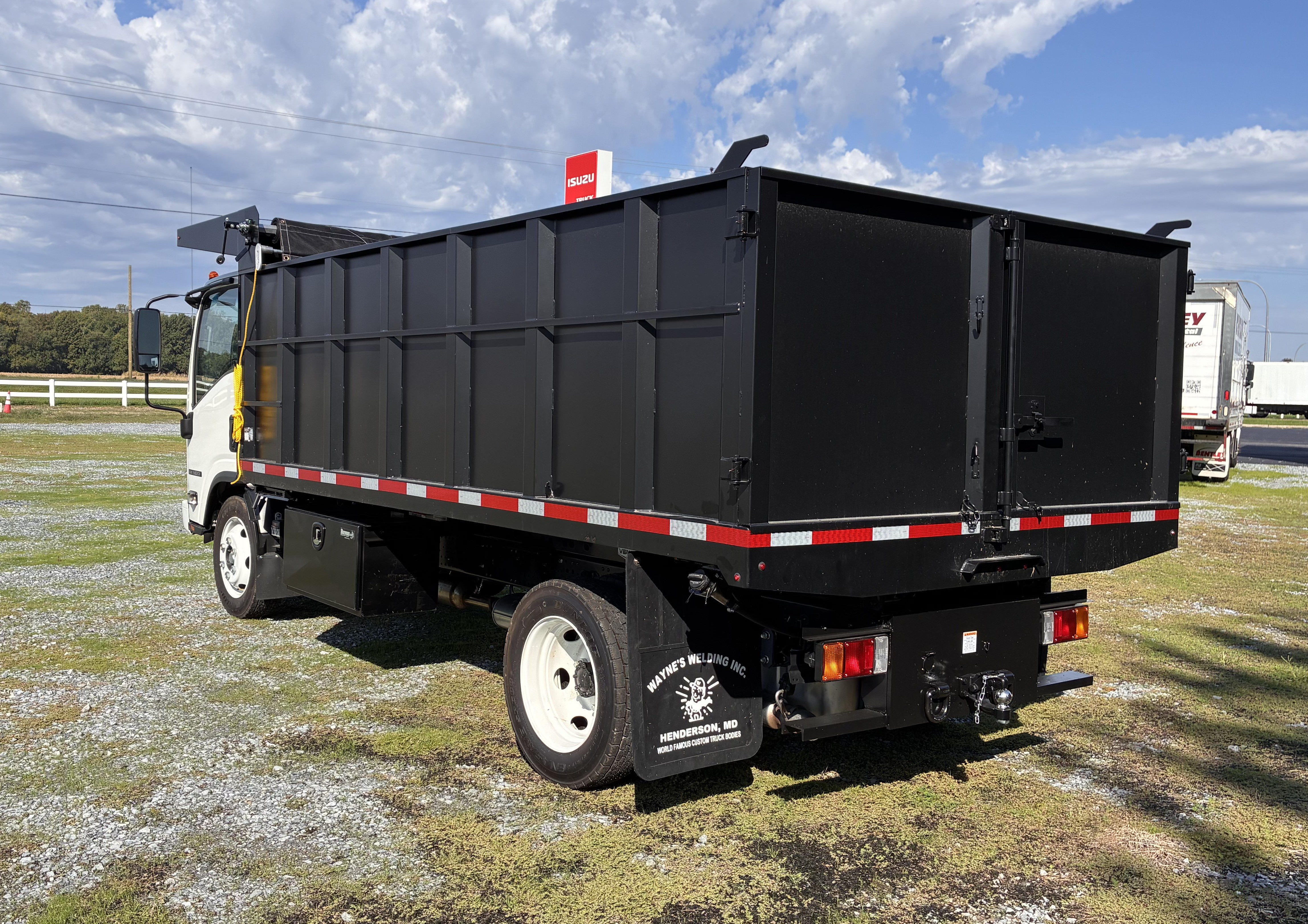 2026 Isuzu NRR GAS