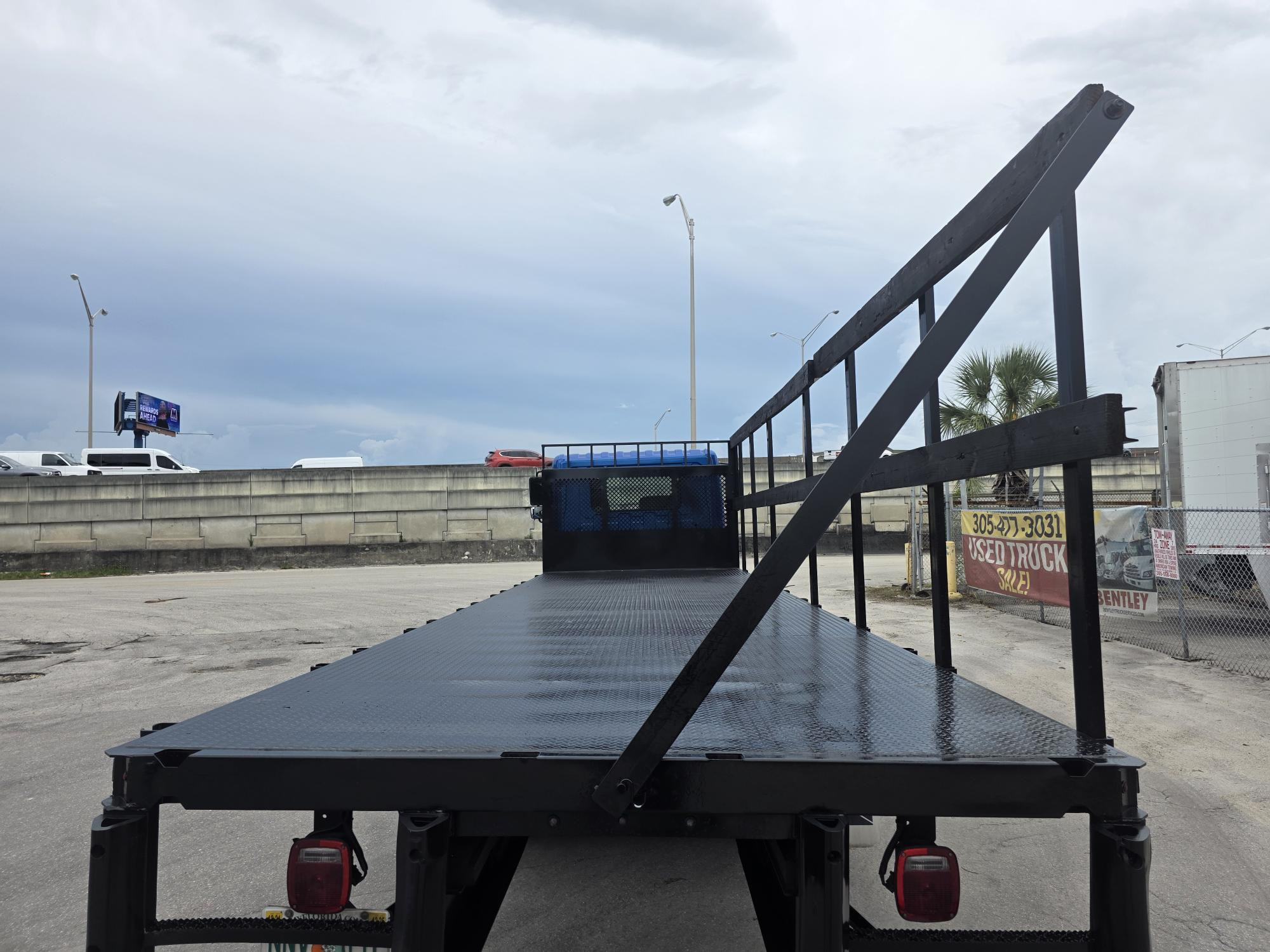 2020 Hino 268A
