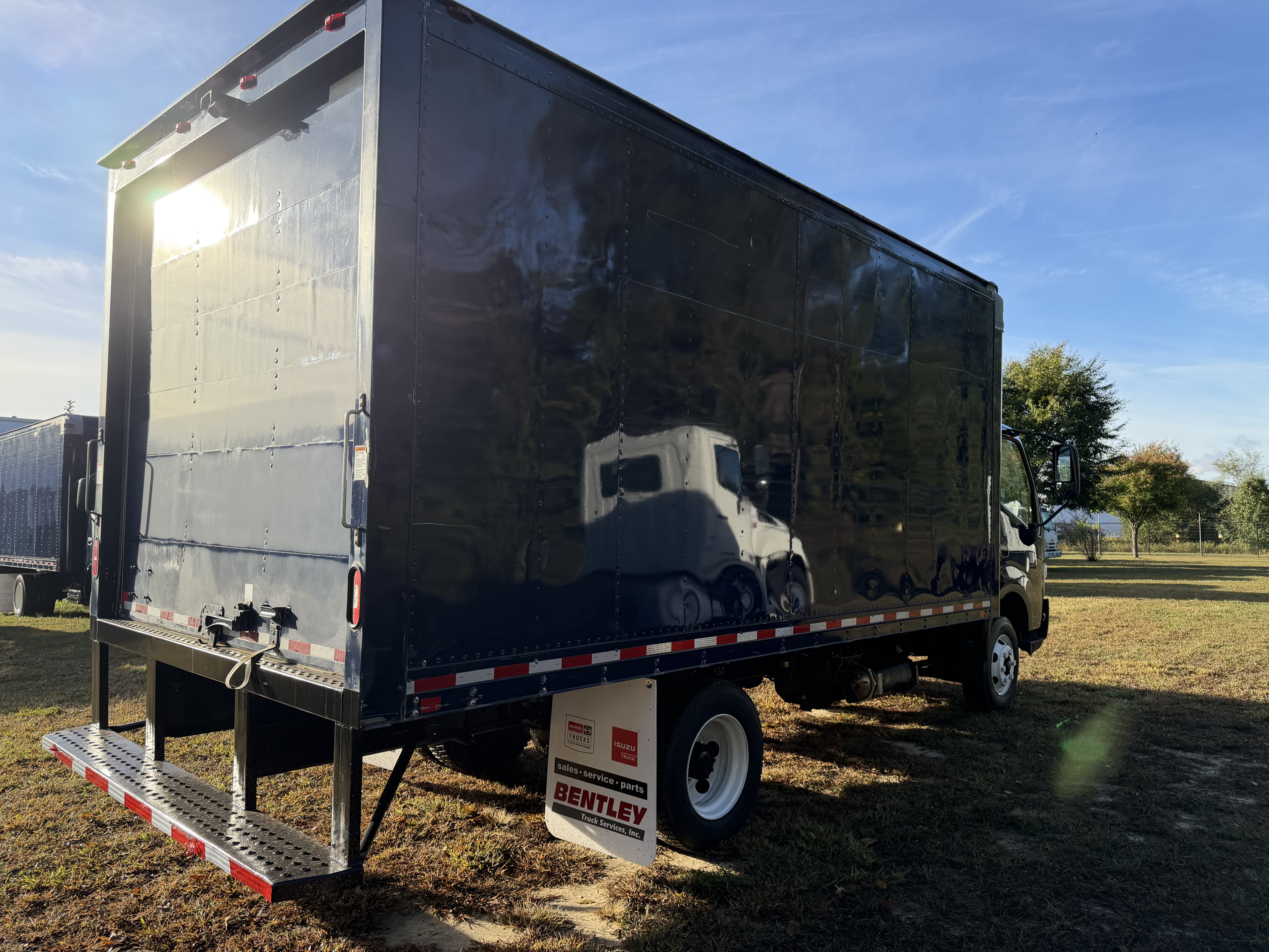 2019 Hino 155