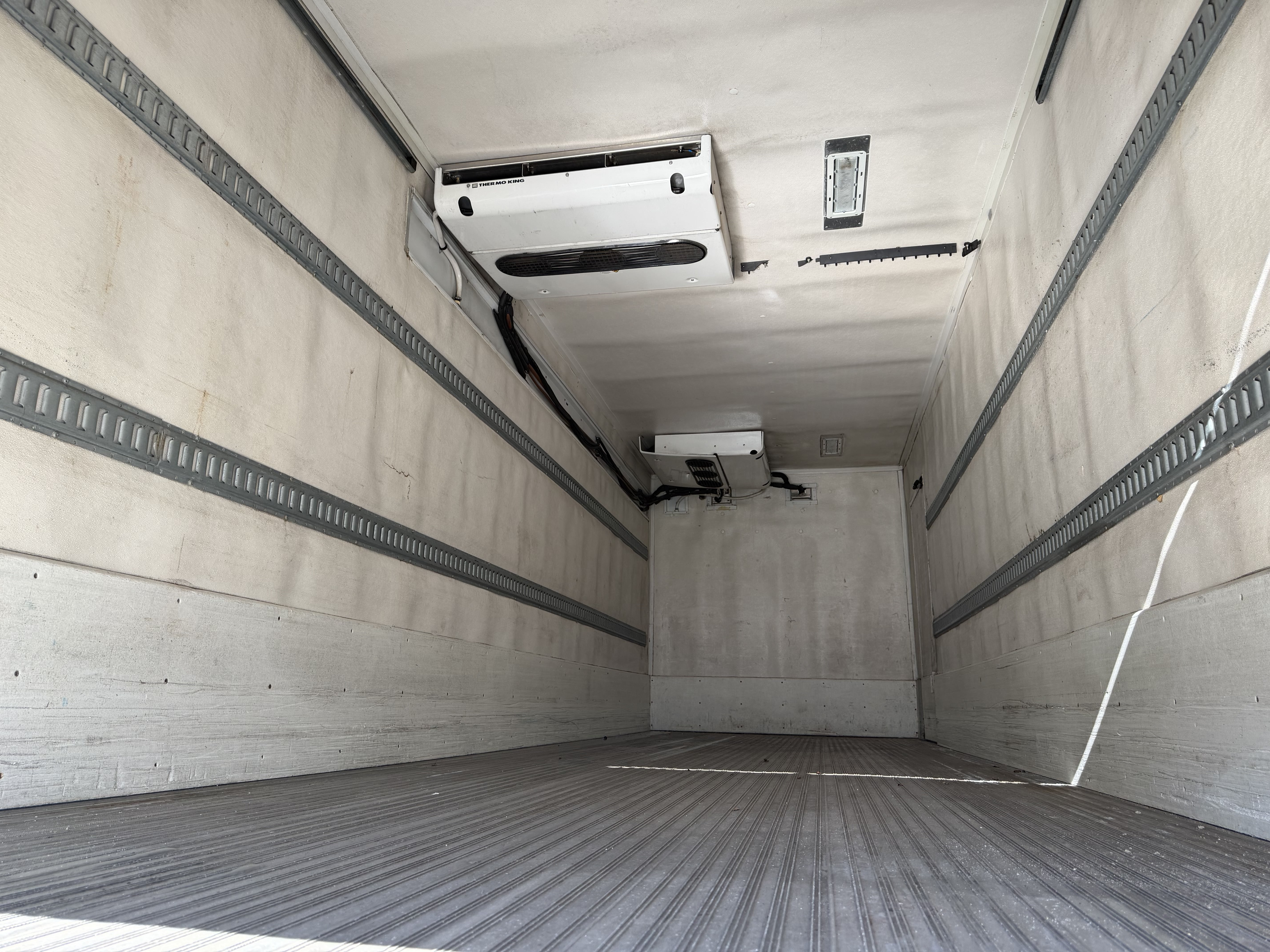 2020 Hino 338D