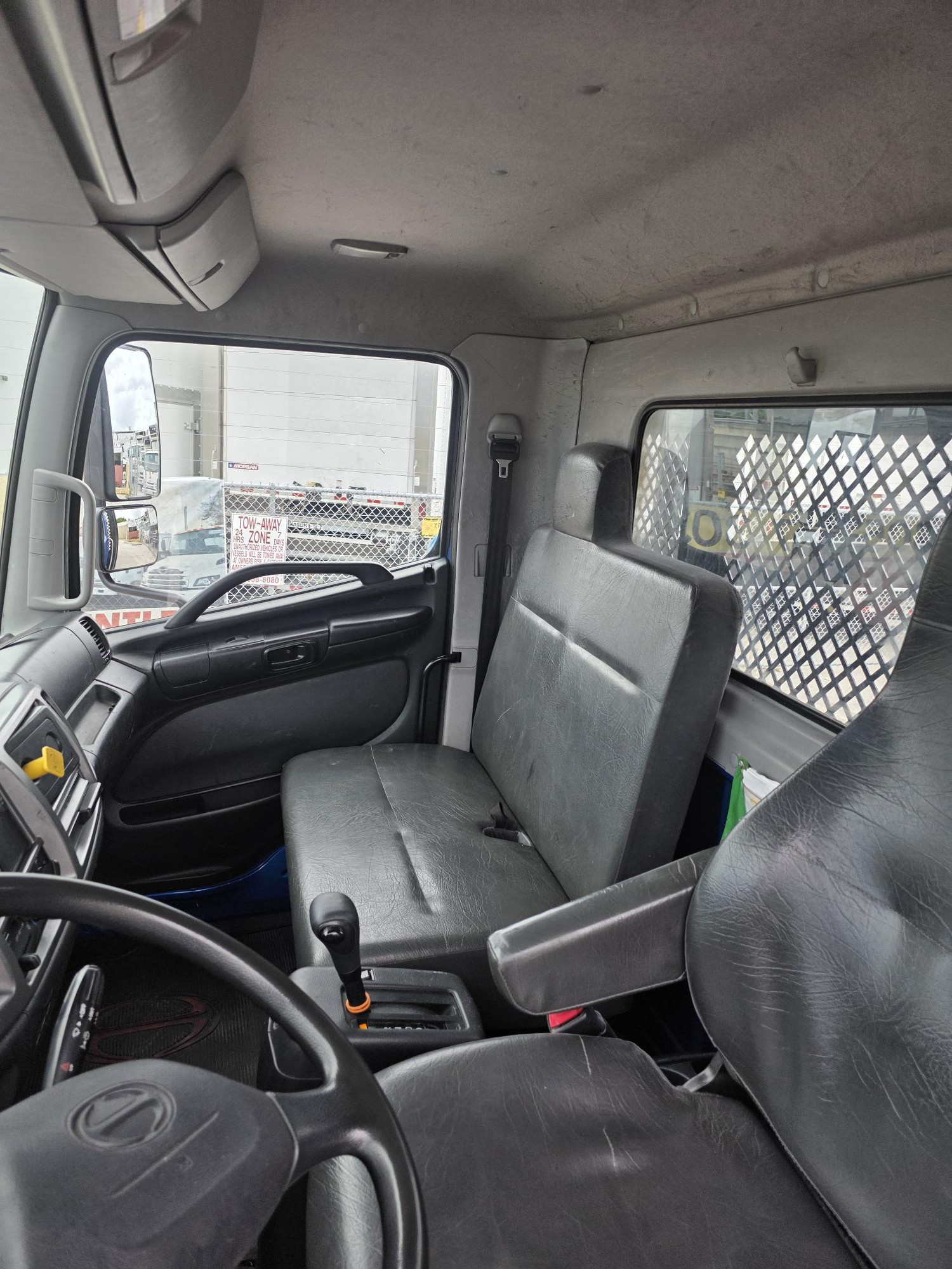 2020 Hino 268A