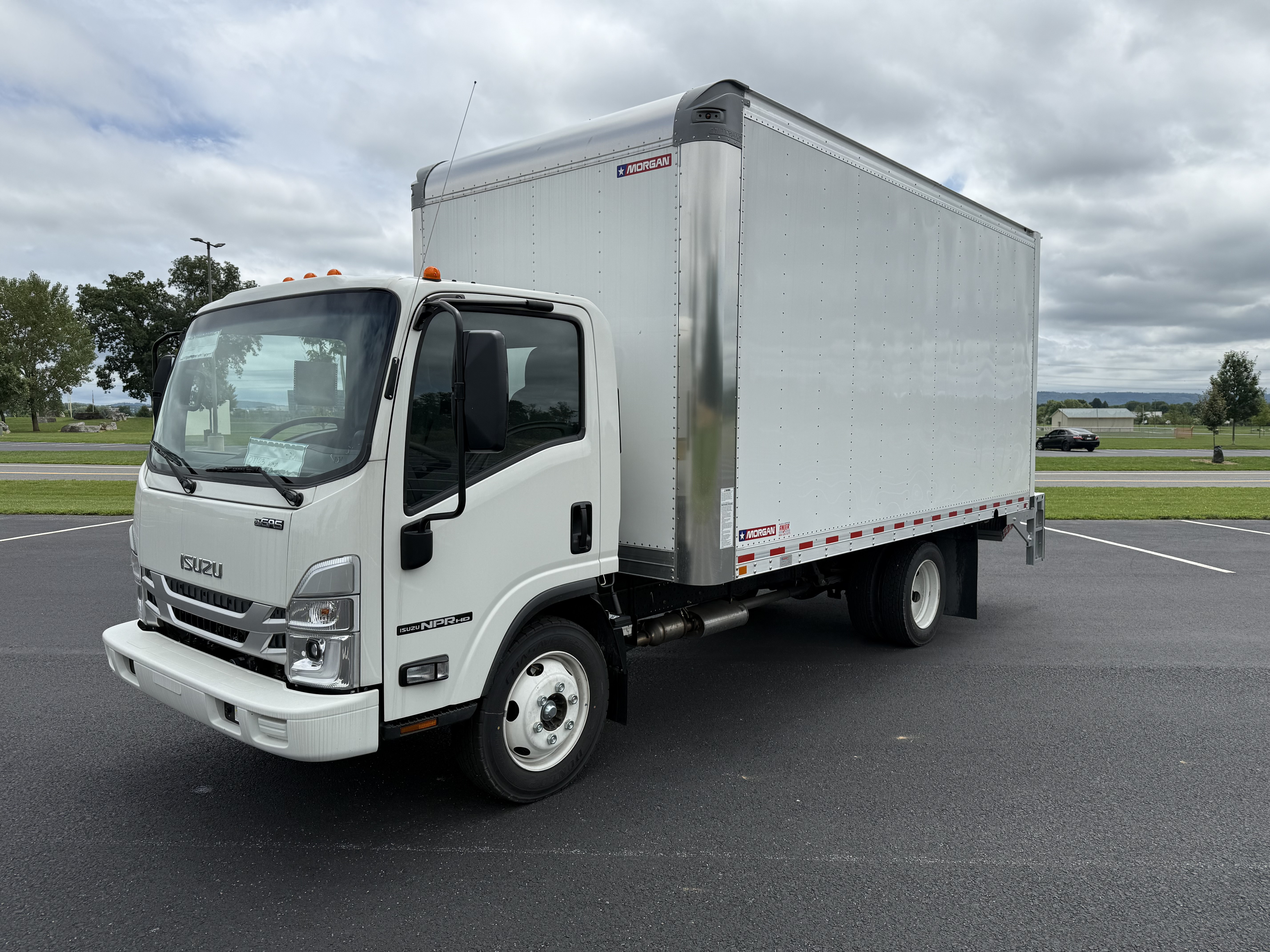 2026 Isuzu NPR HD GAS