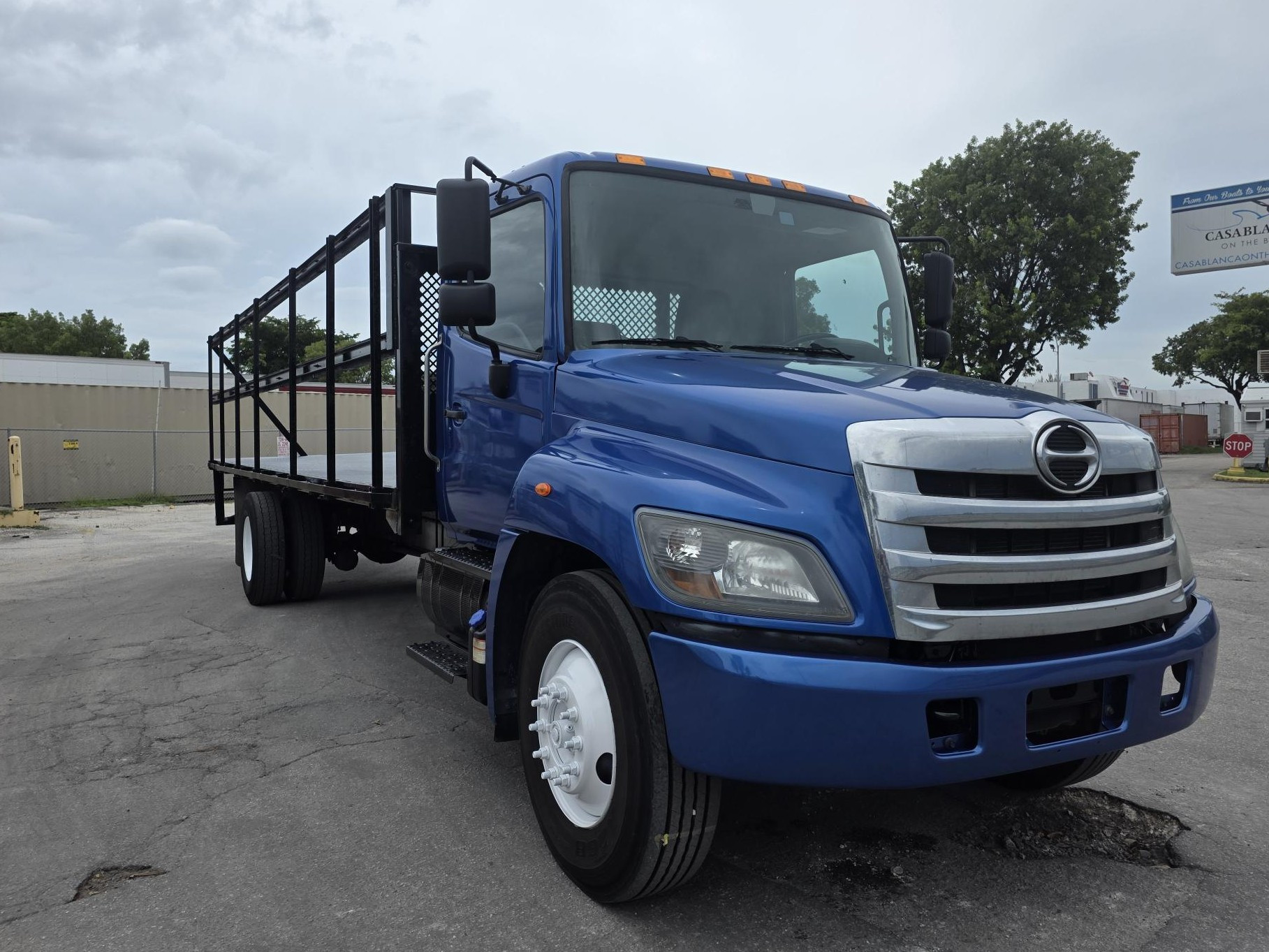2020 Hino 268A