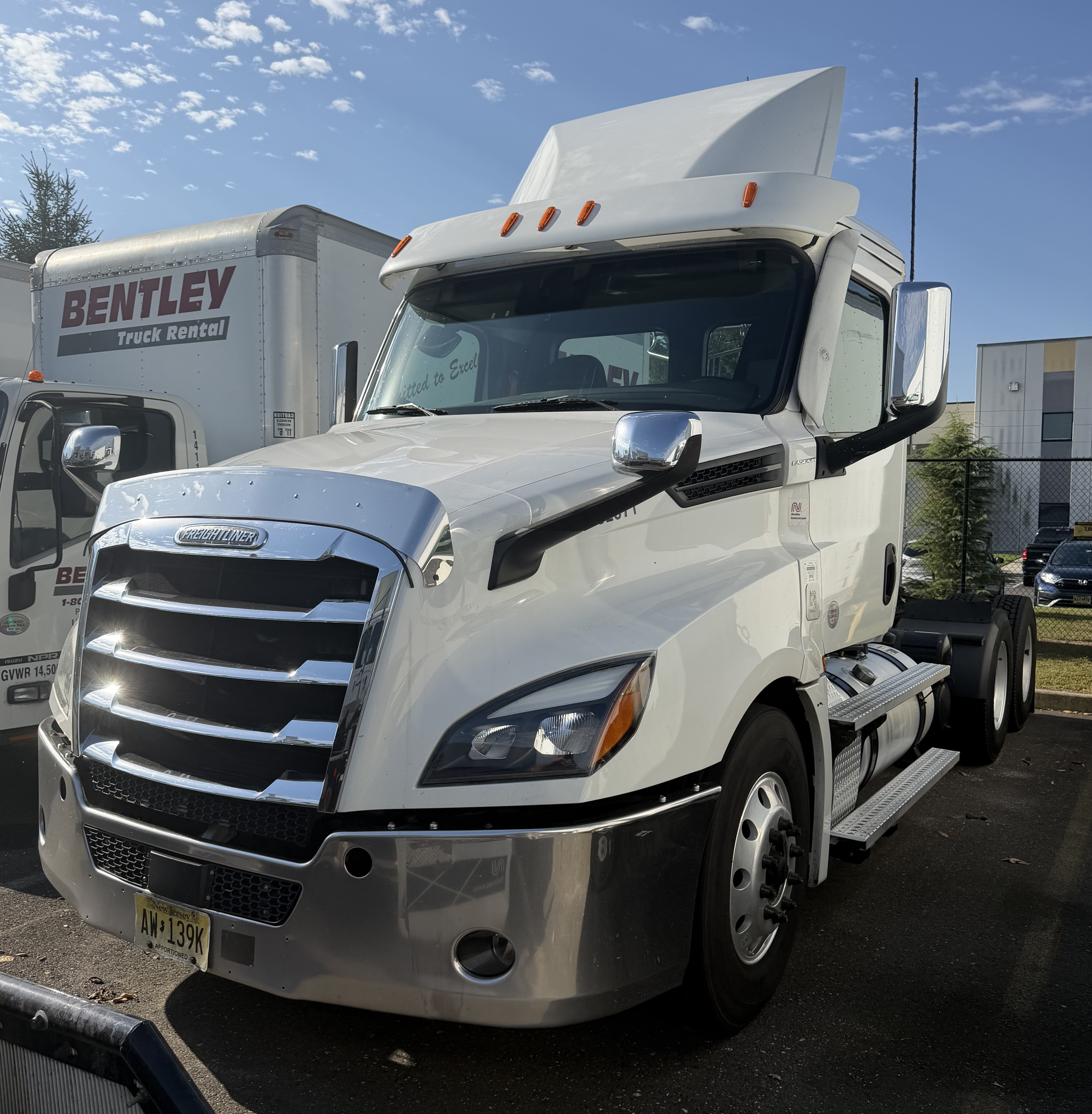 Photo of 2020 Freightliner Cascadia