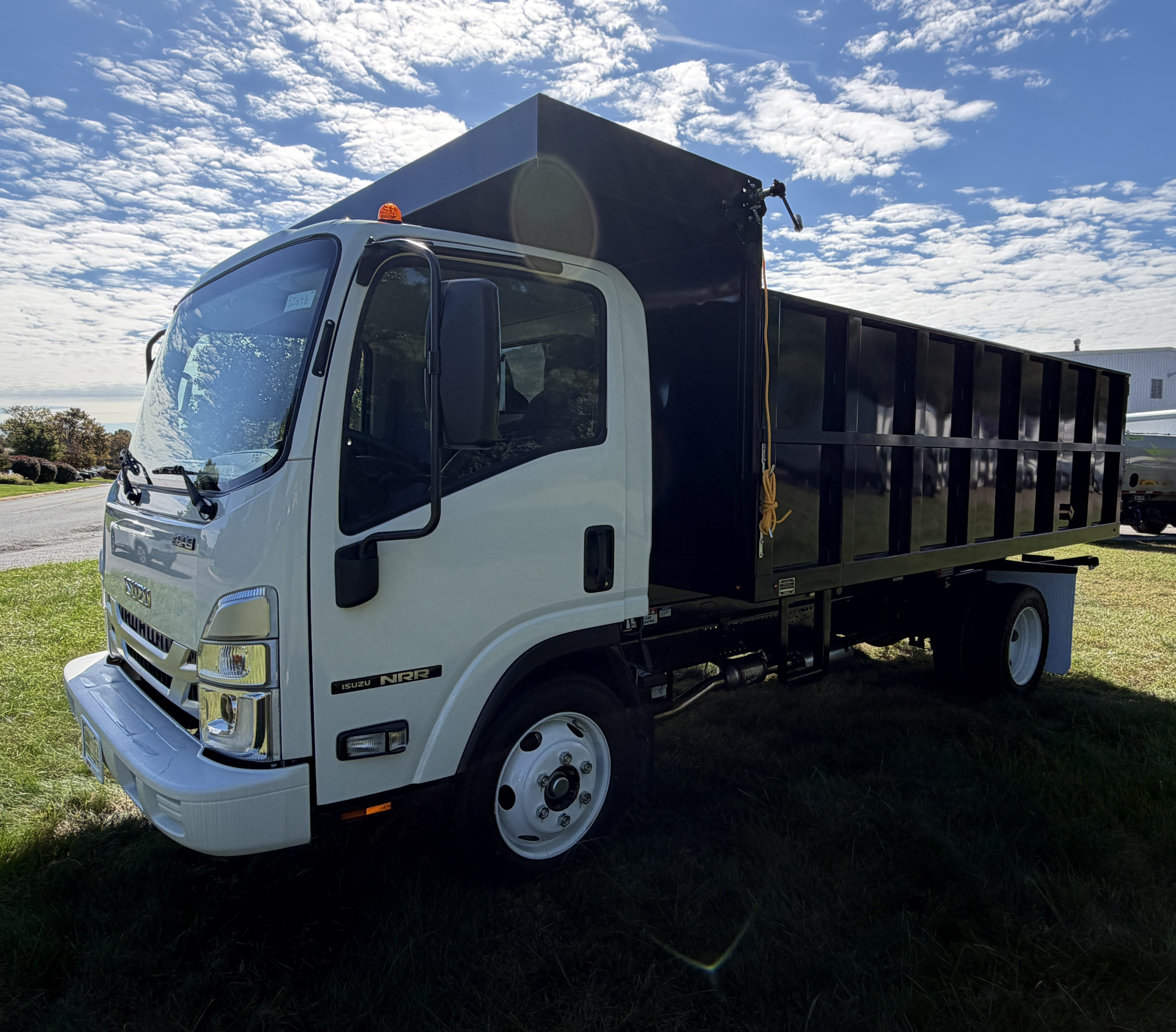 2026 Isuzu NRR GAS