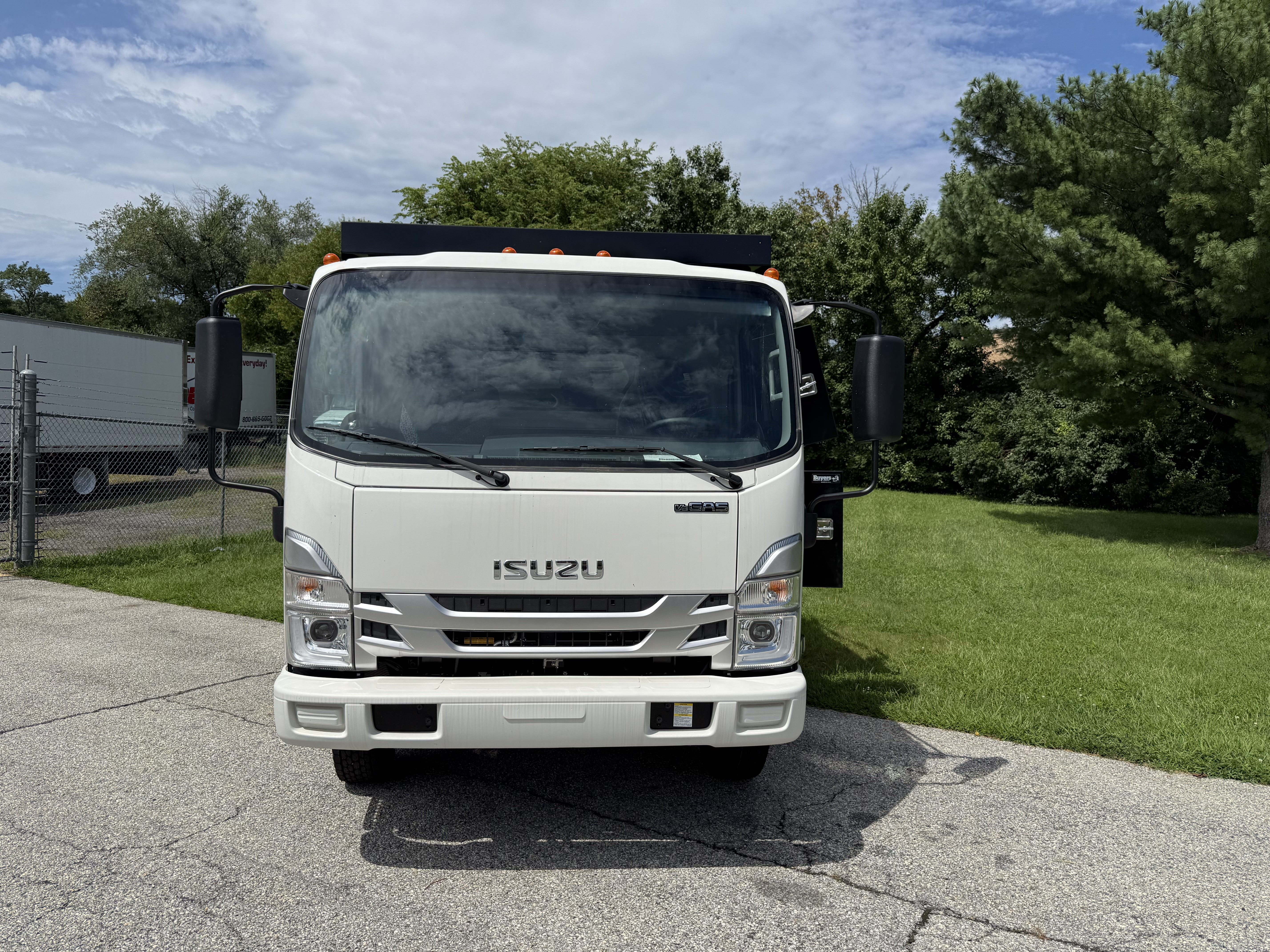 2027 Isuzu NPR HD GAS