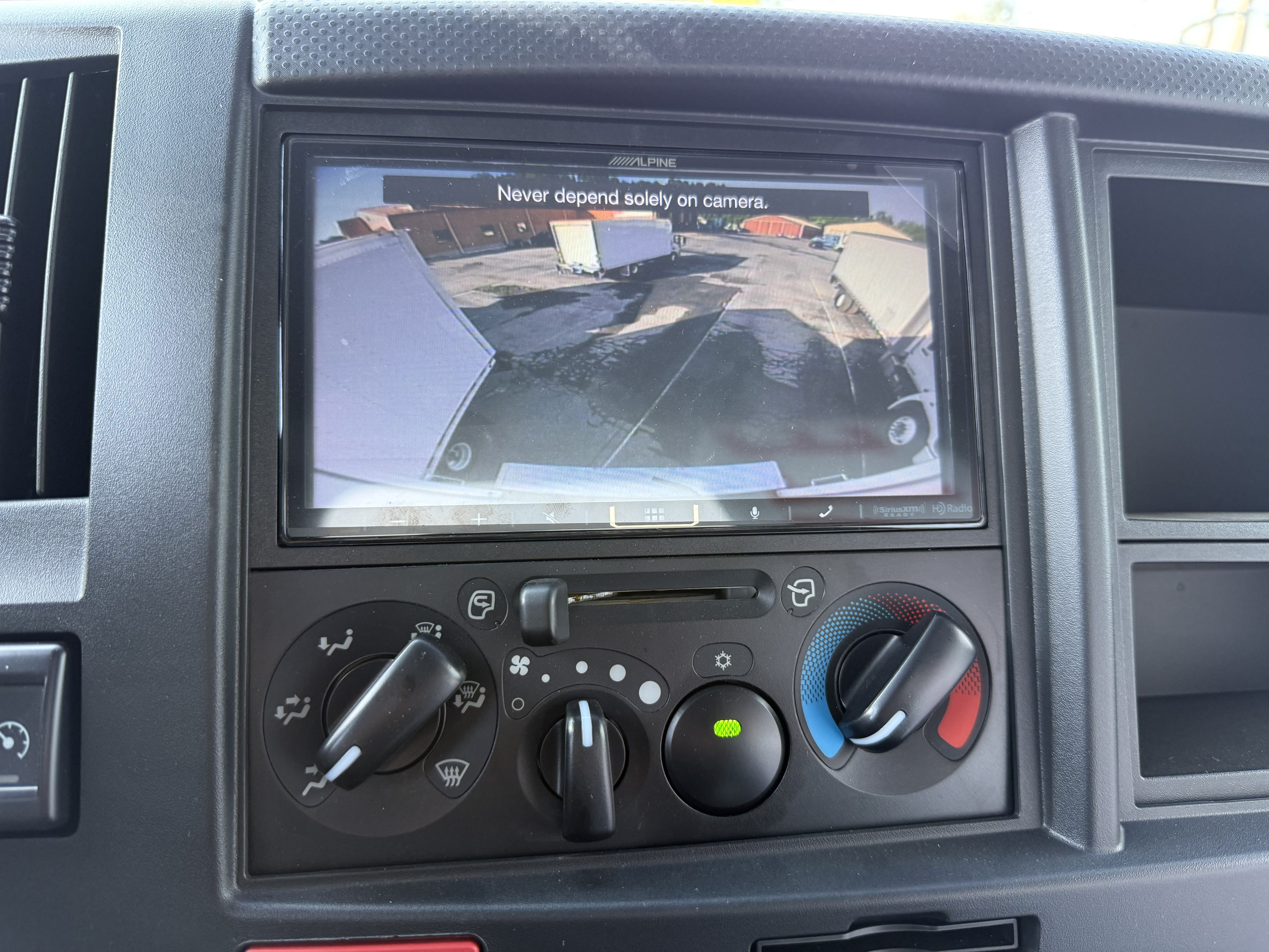 2025 Isuzu NRR GAS