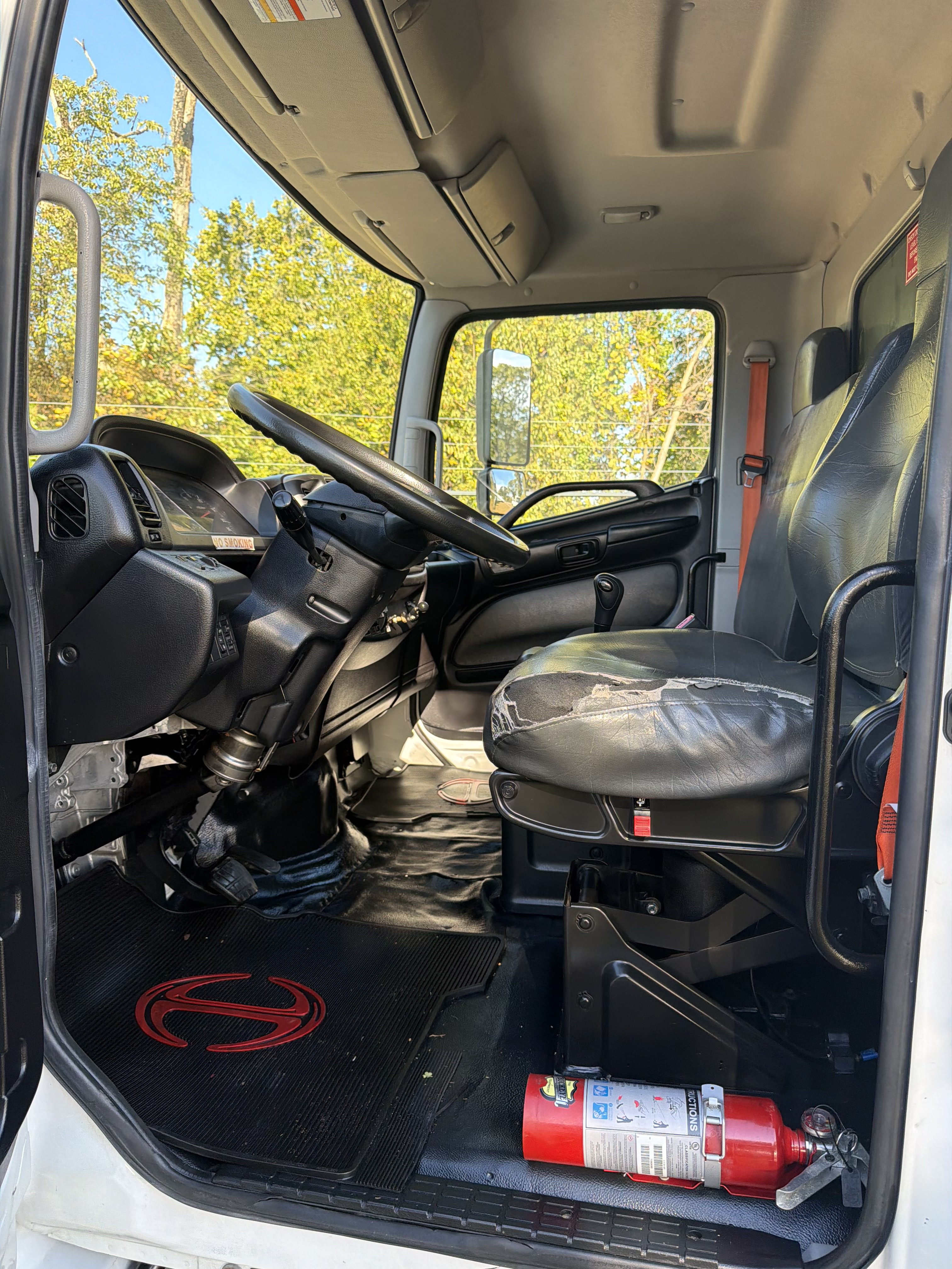 2020 Hino 338