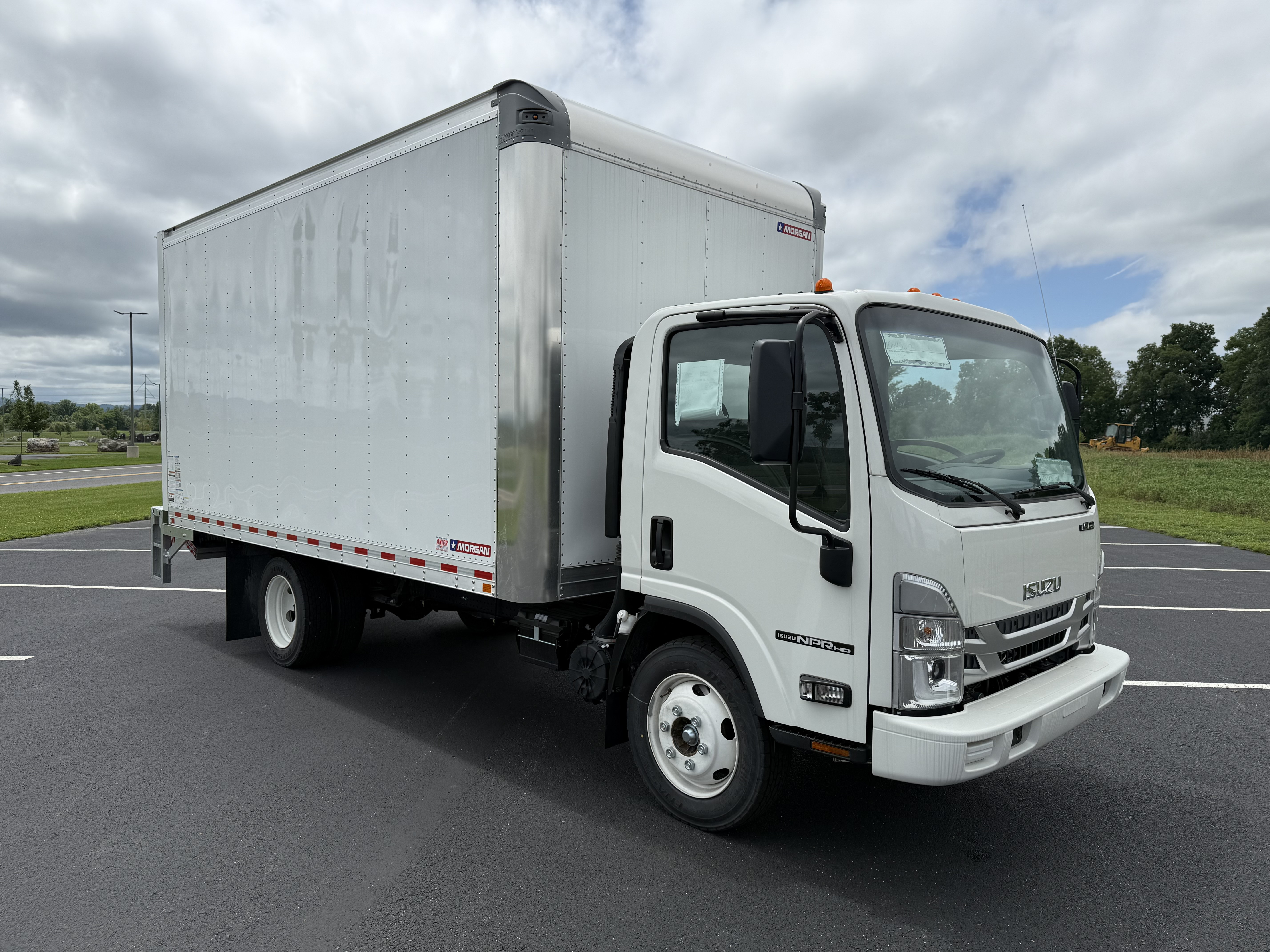 2026 Isuzu NPR HD GAS