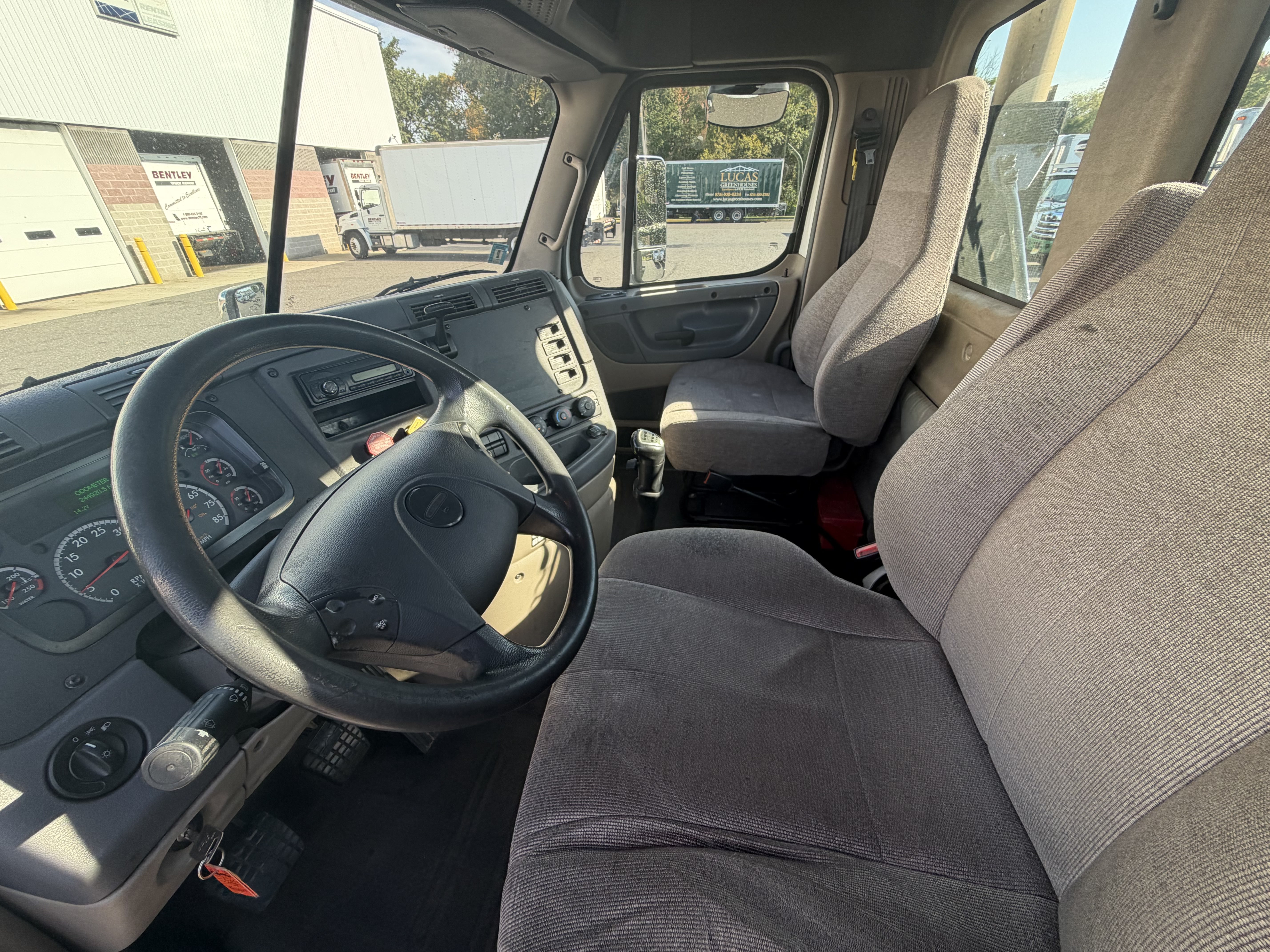 2017 Freightliner CASCADIA
