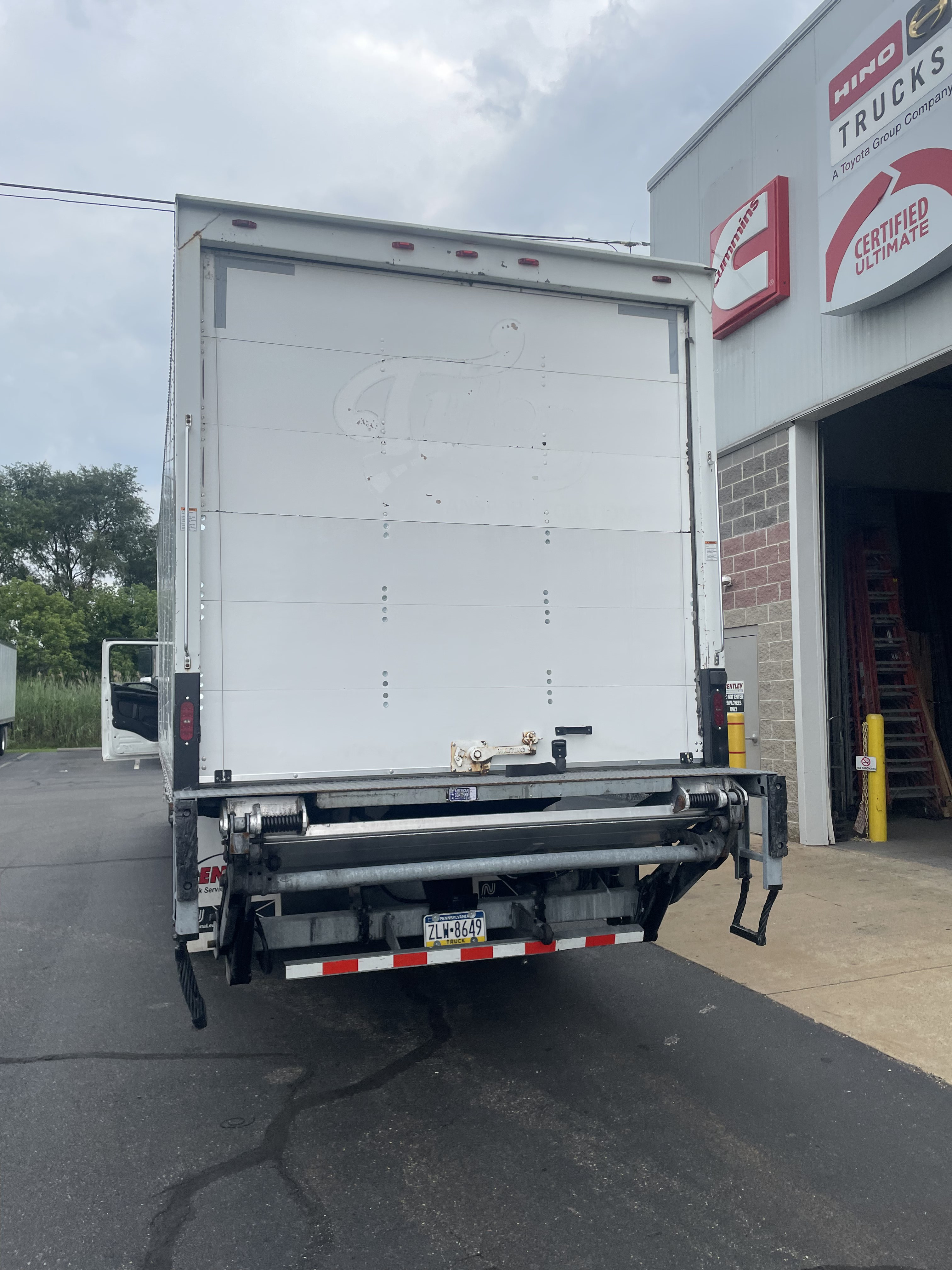 2018 Hino 268A
