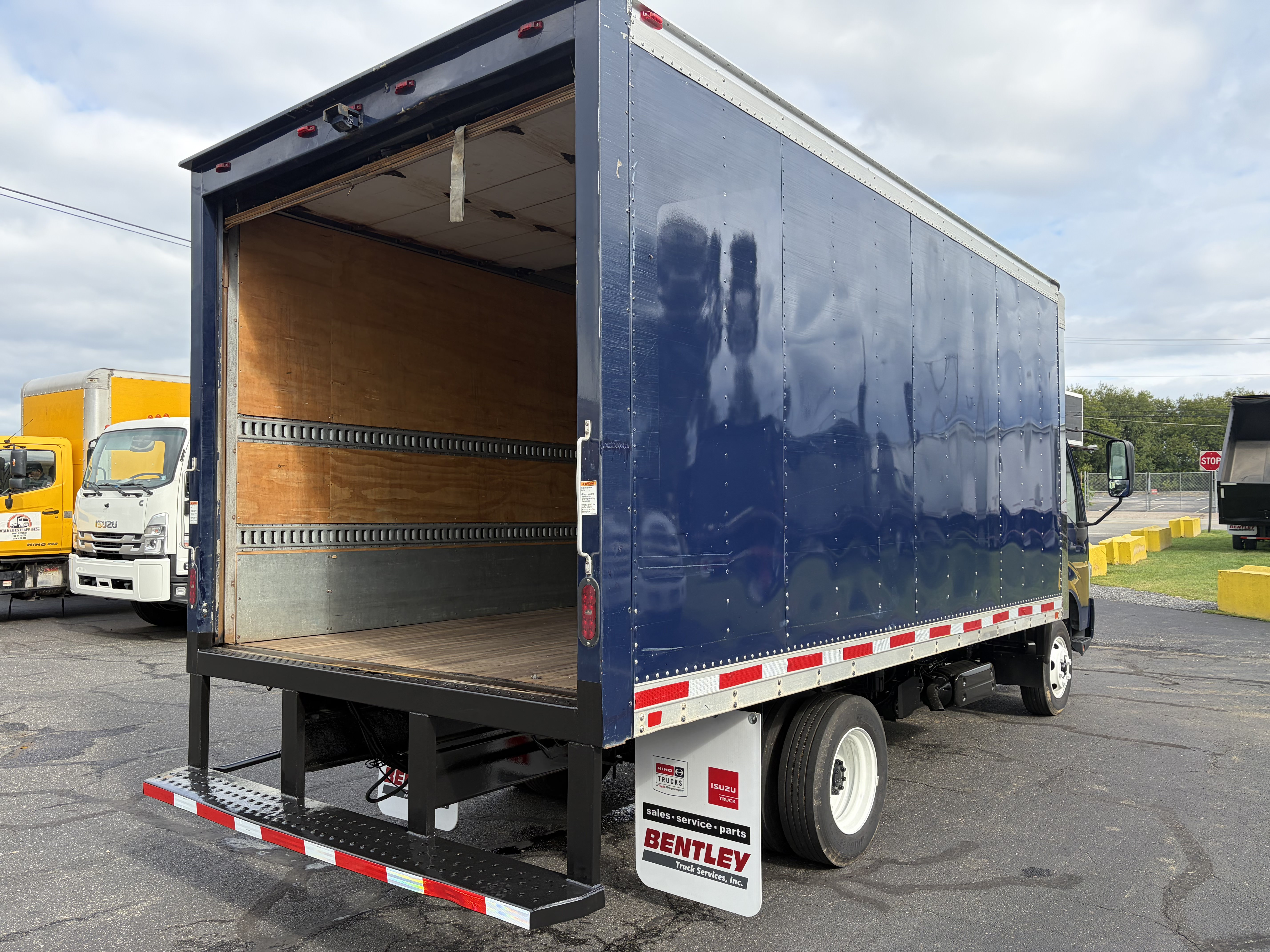2019 Hino 155