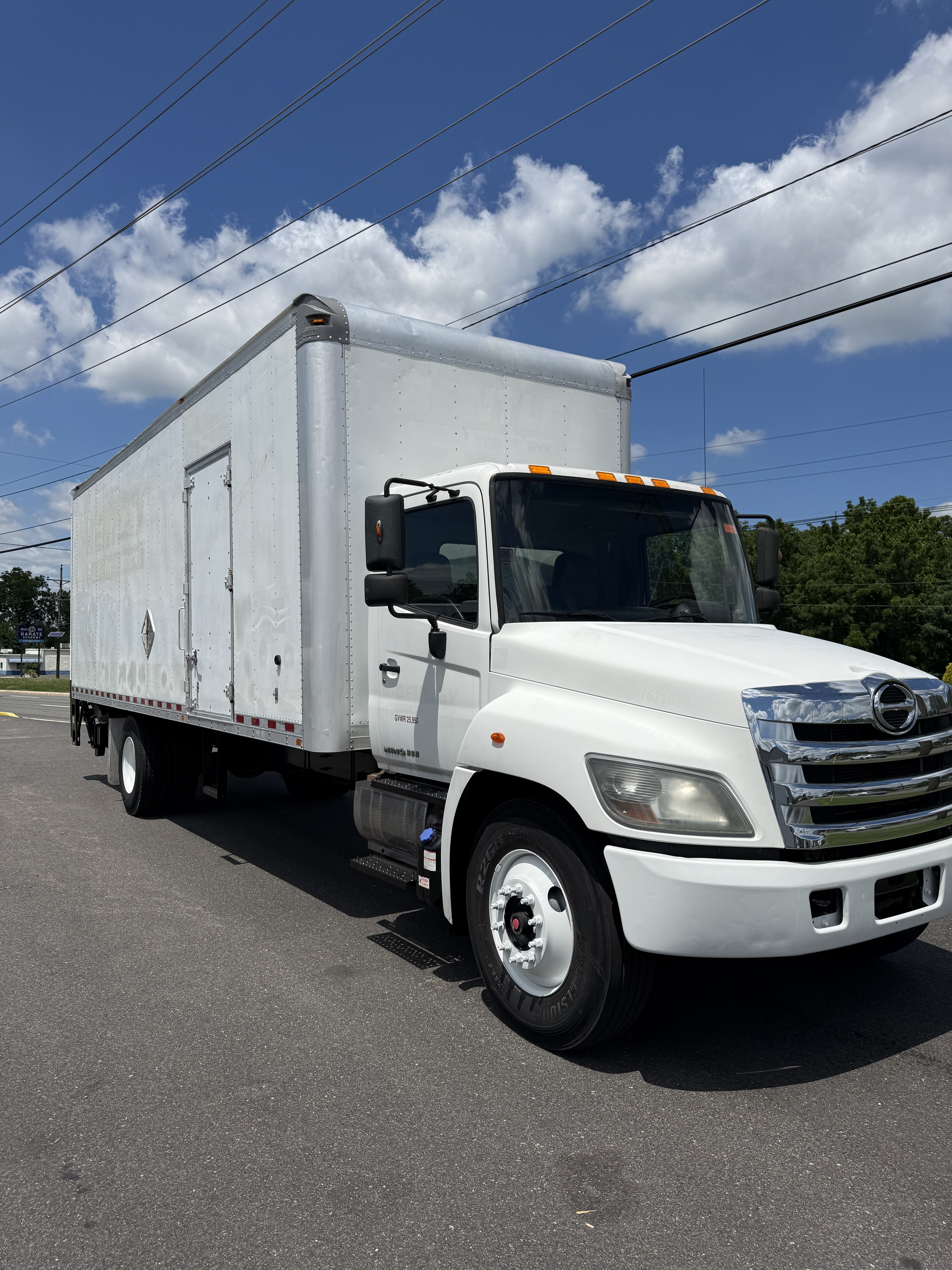 Photo of a 2016 Hino 268A