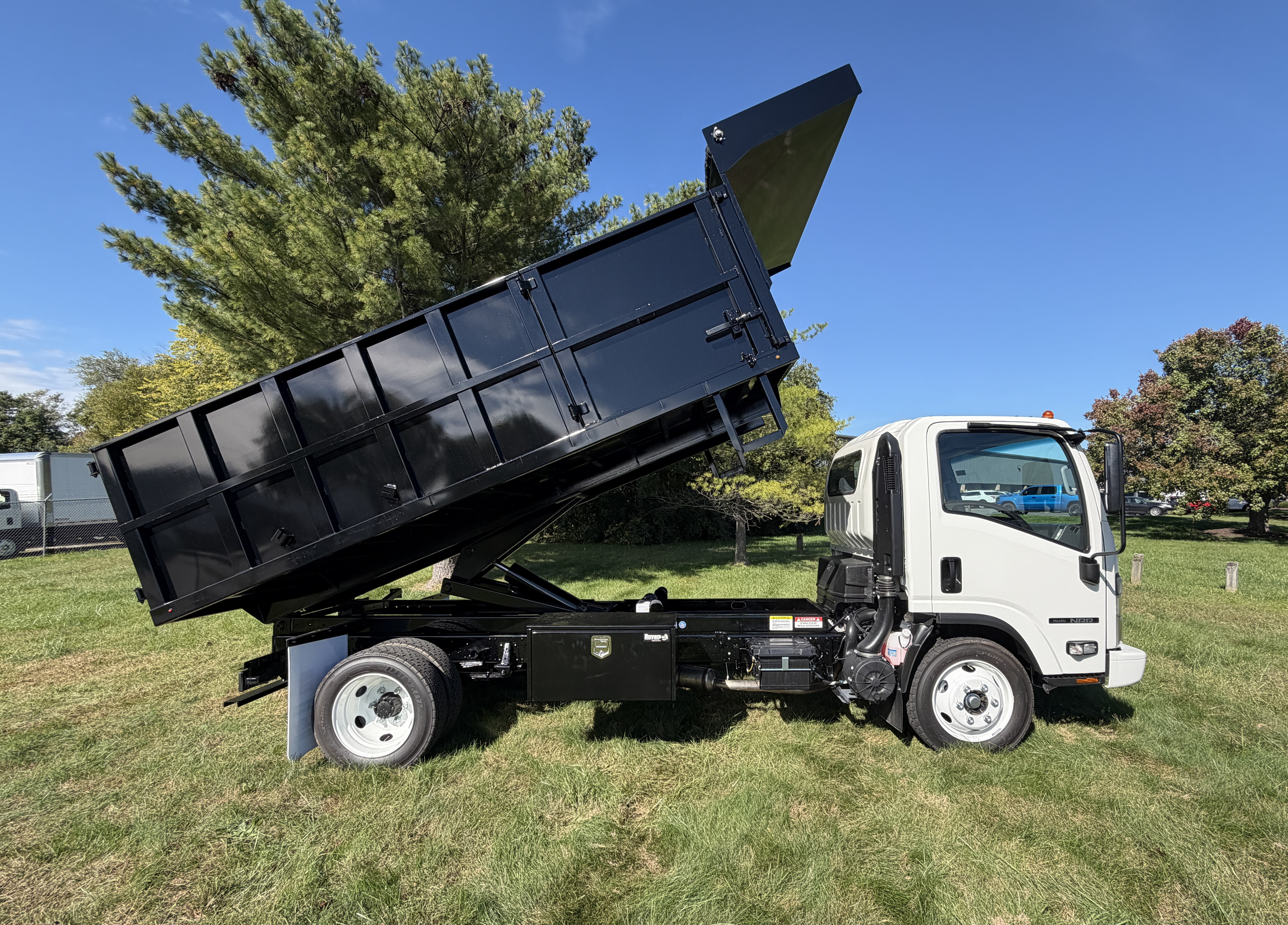 2026 Isuzu NRR GAS