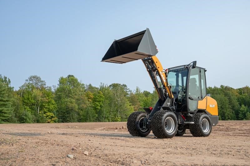2025 Case SL27