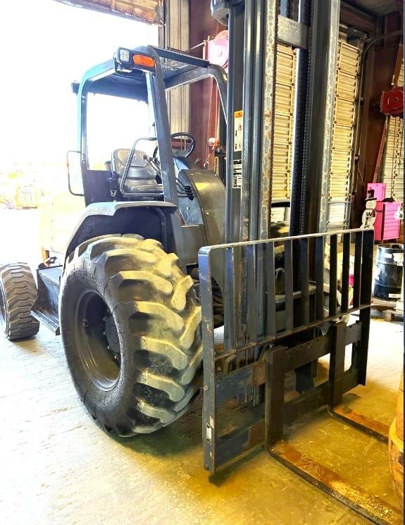 2023 Case 586H