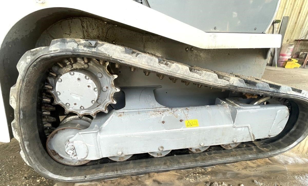 2025 Takeuchi TL8R2