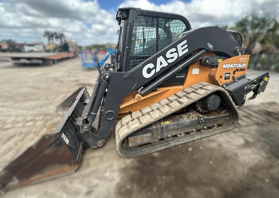 2023 Case DL550
