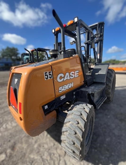 Photo of a 2025 Case 586H