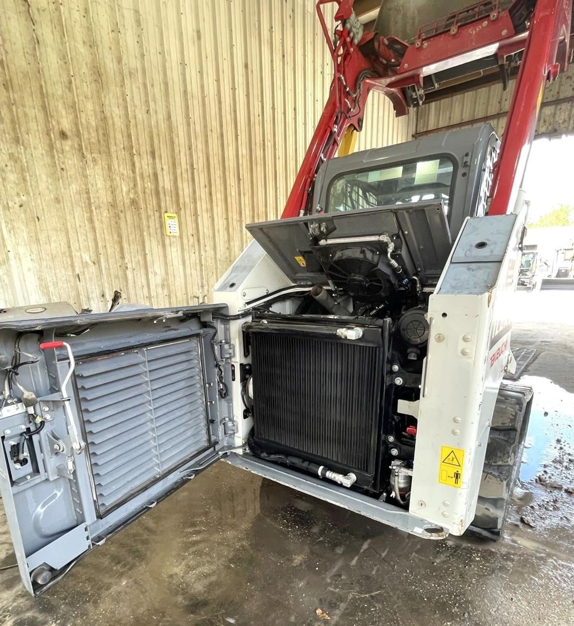 2025 Takeuchi TL8R2