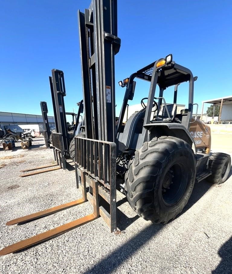 Photo of a 2023 Case 586H