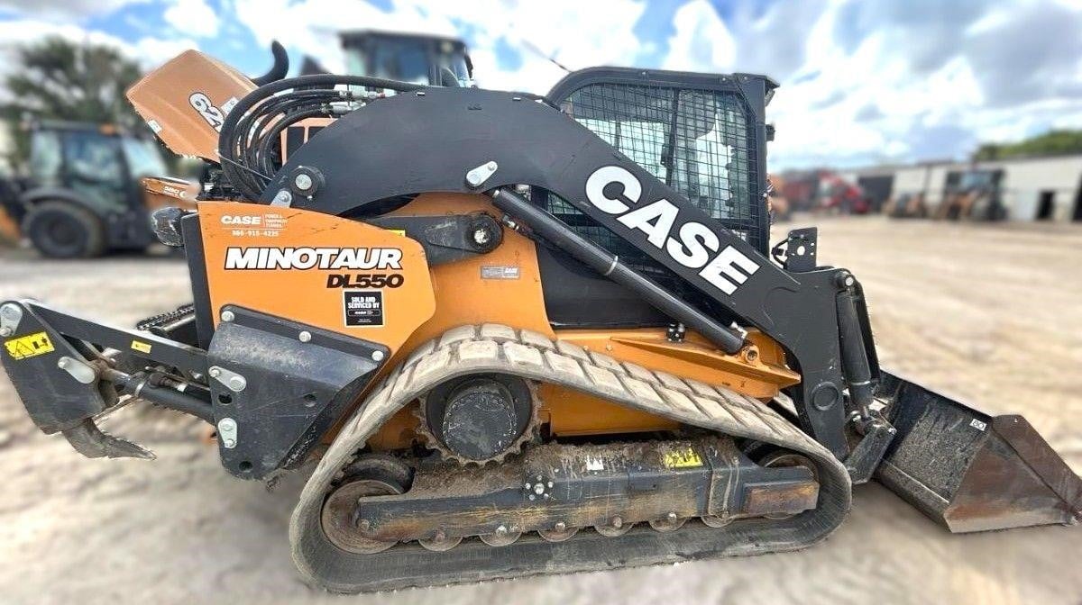 Photo of a 2023 Case DL550