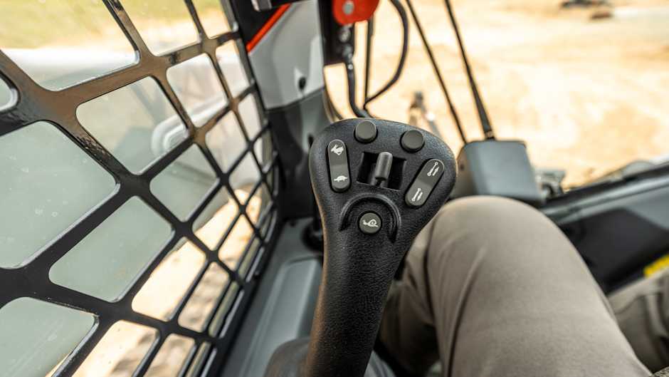 2026 Bobcat T66-2