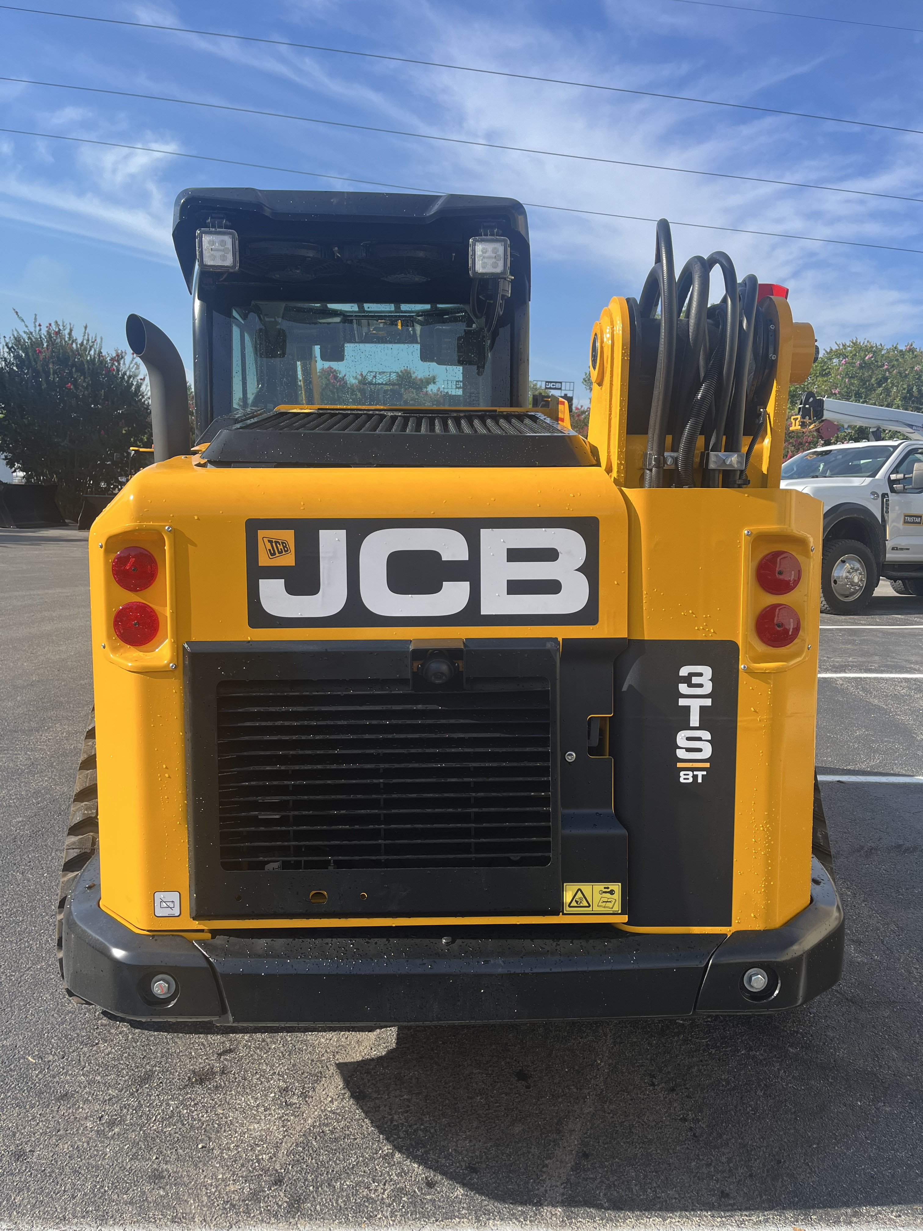 2026 JCB 3TS-8T