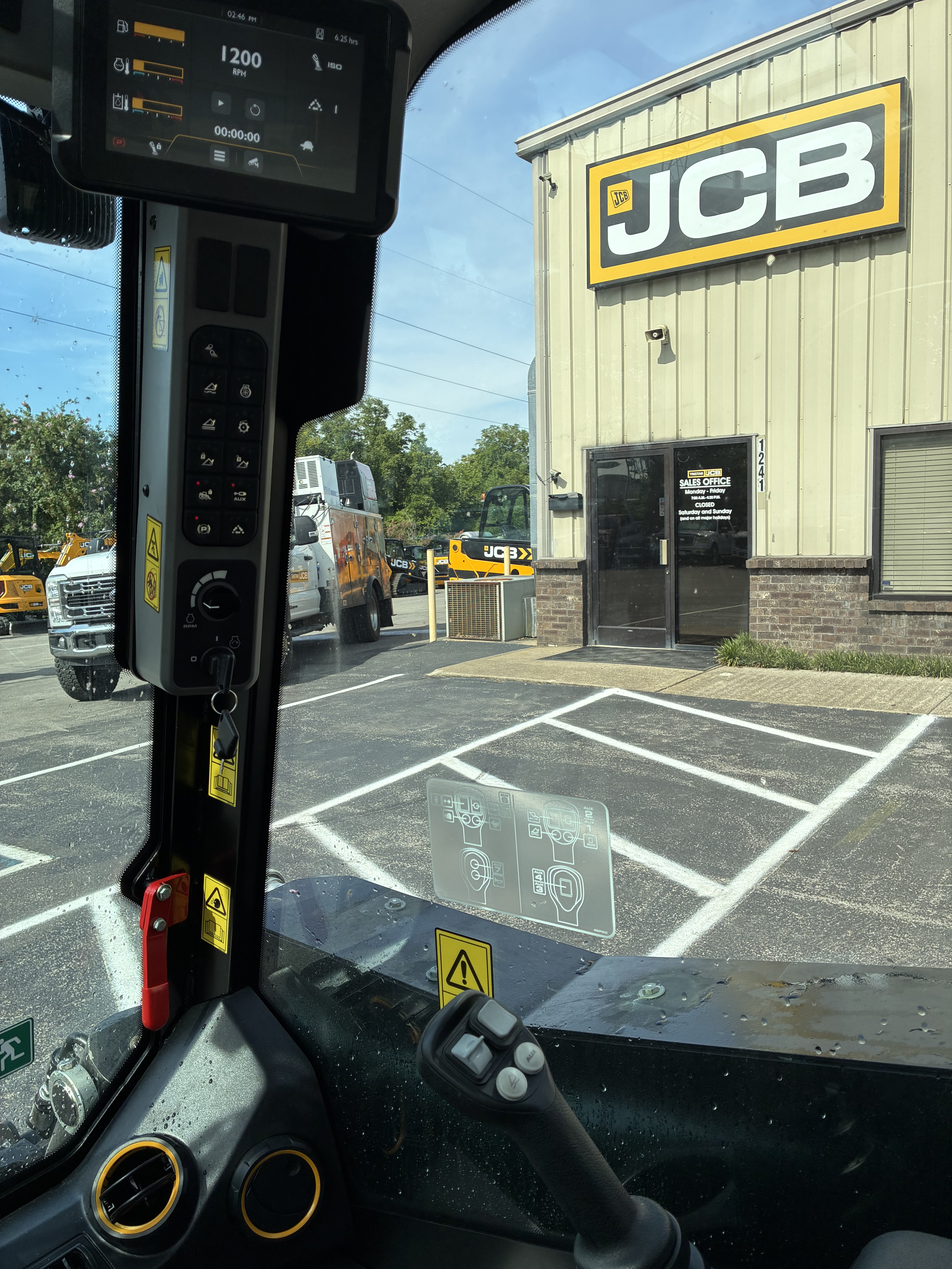 2026 JCB 215T