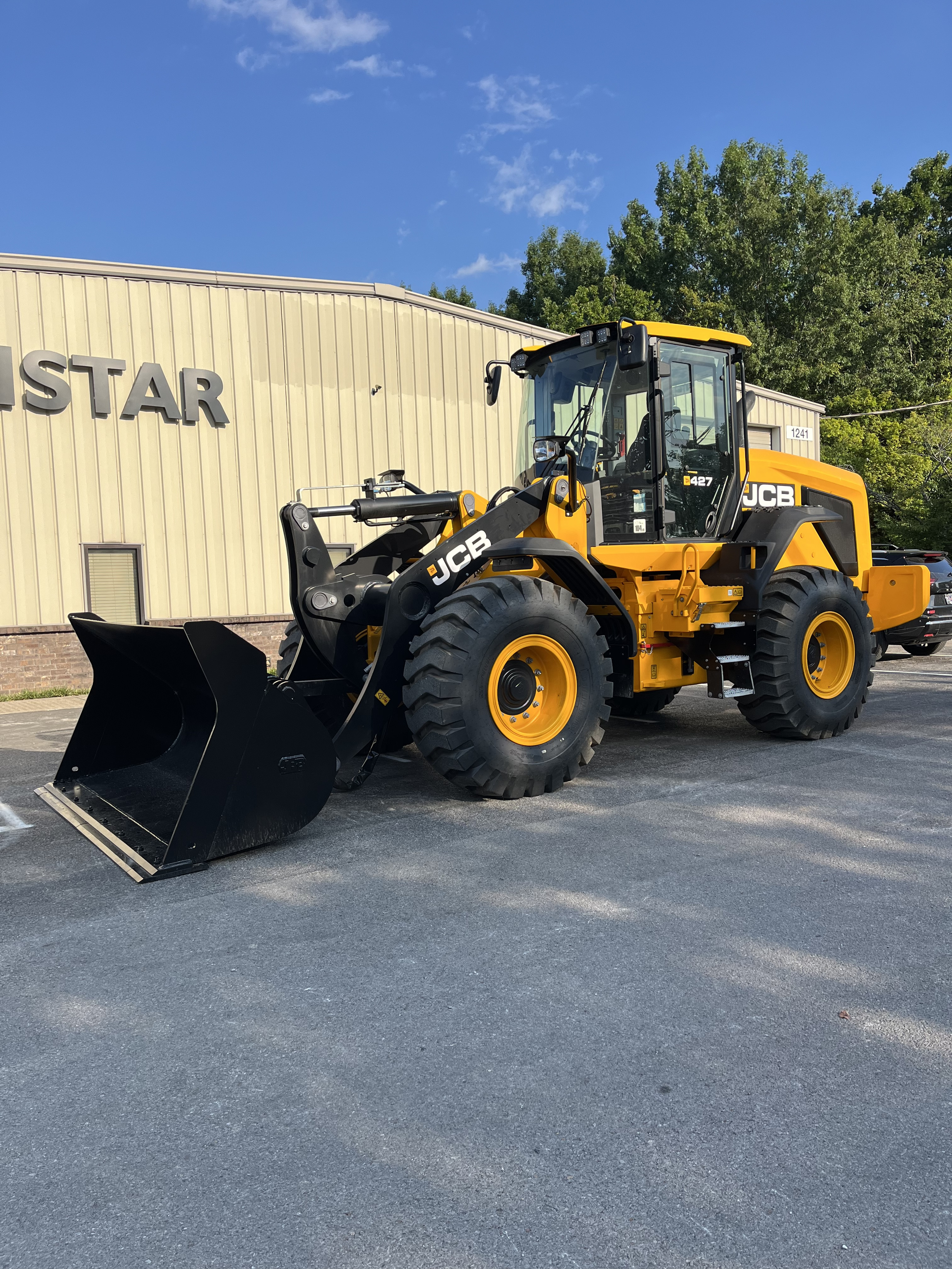 2026 JCB 427