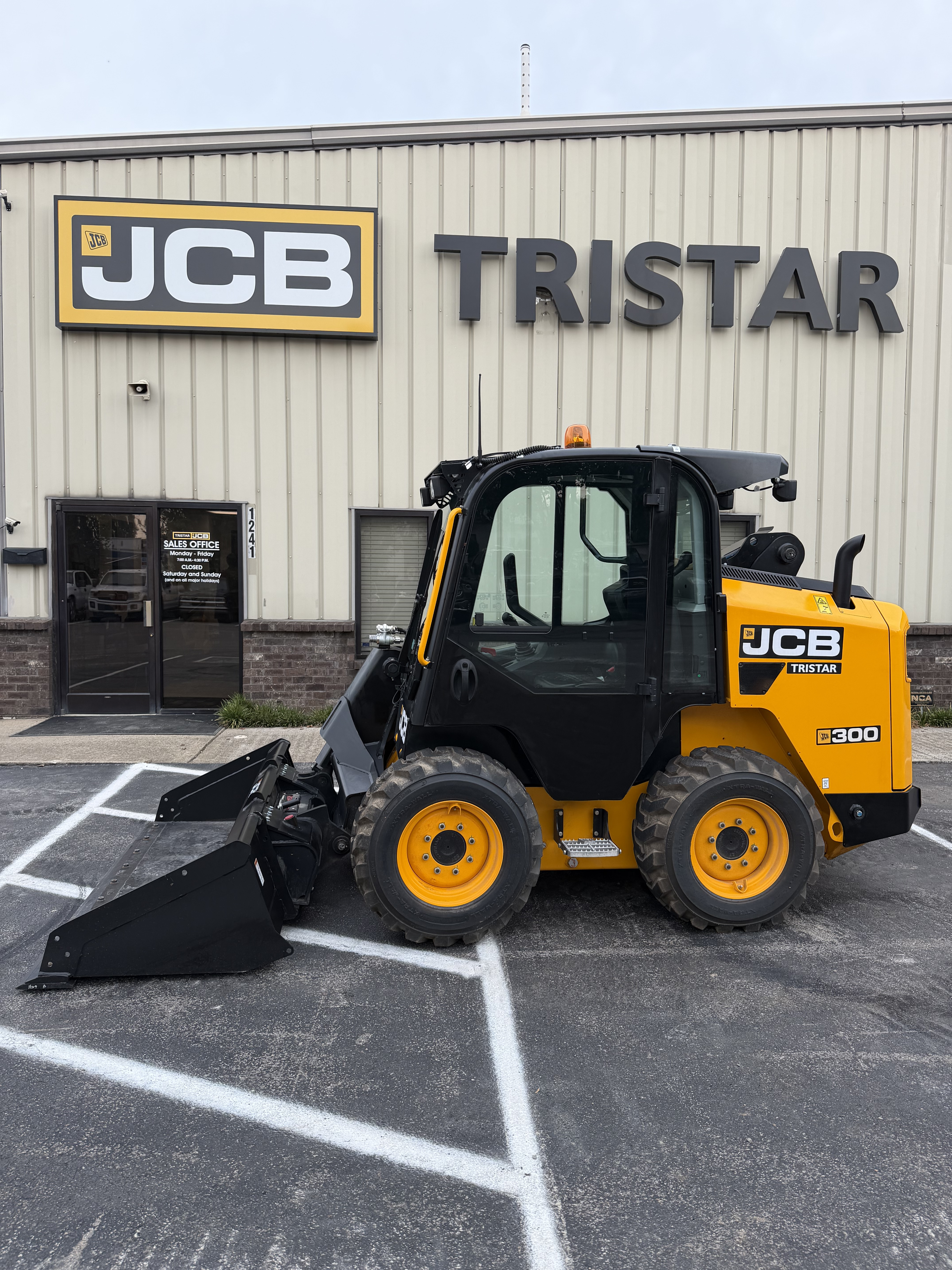 Photo of 2025 JCB 300