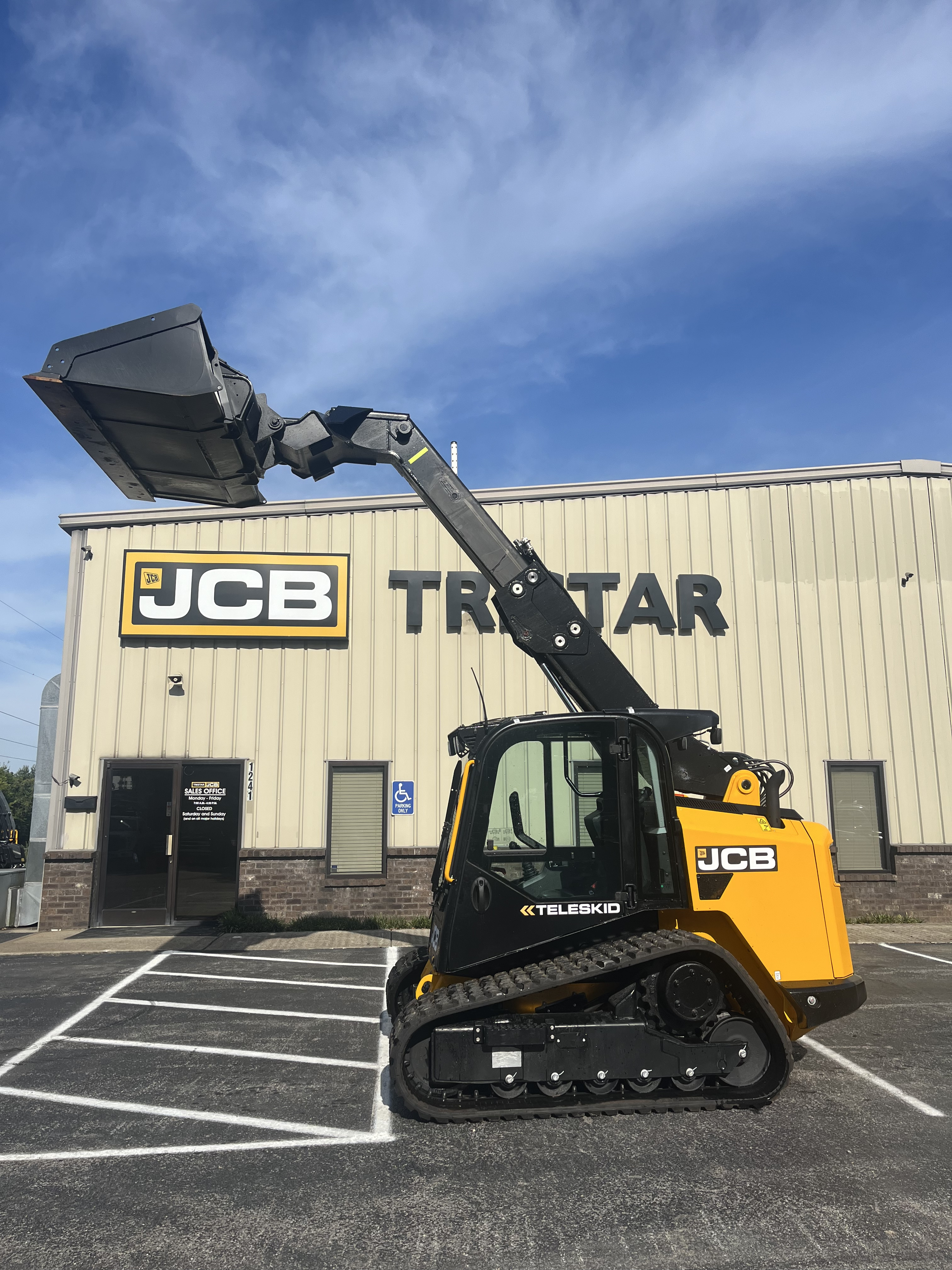 2026 JCB 3TS-8T