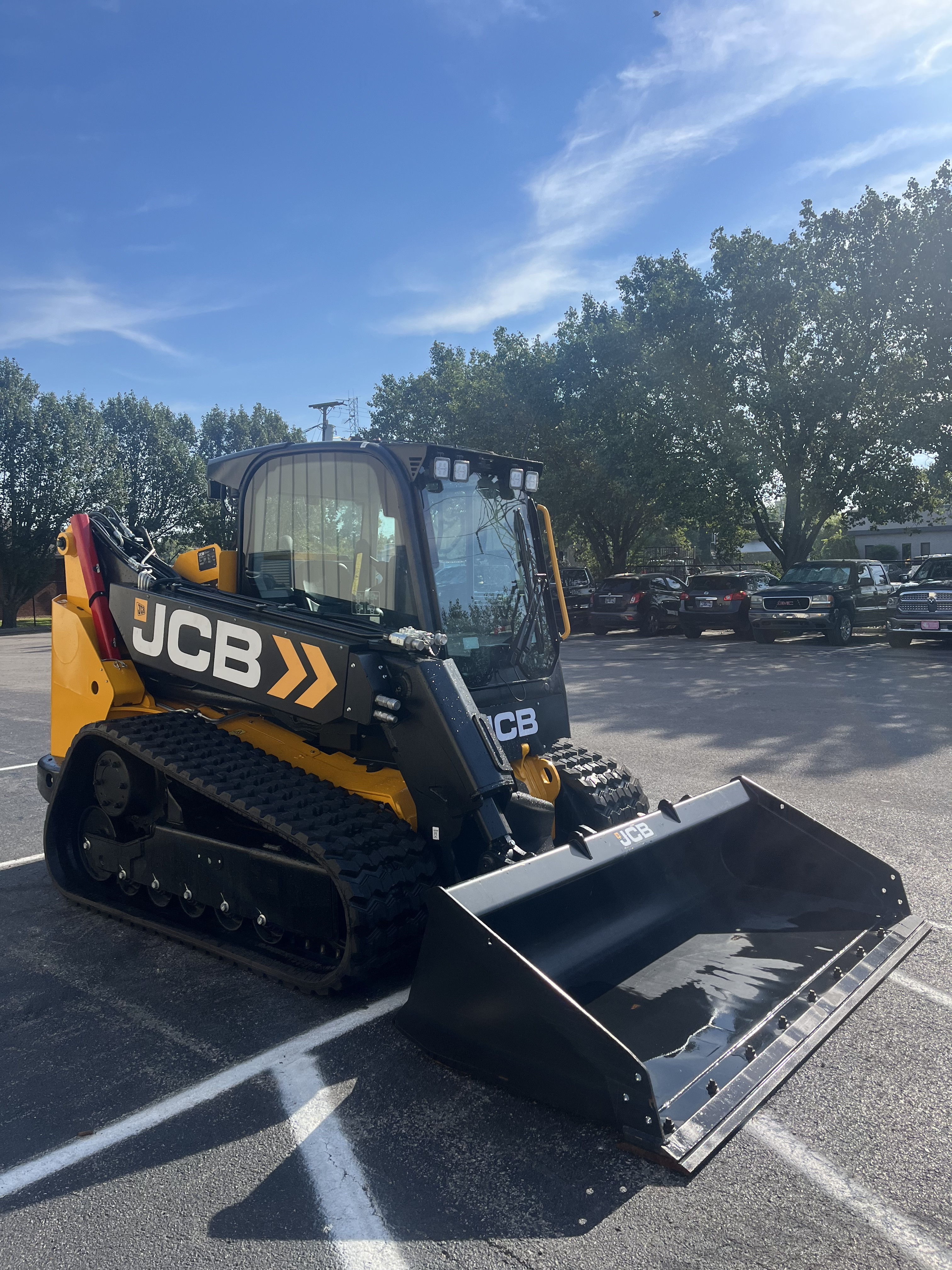 2026 JCB 3TS-8T