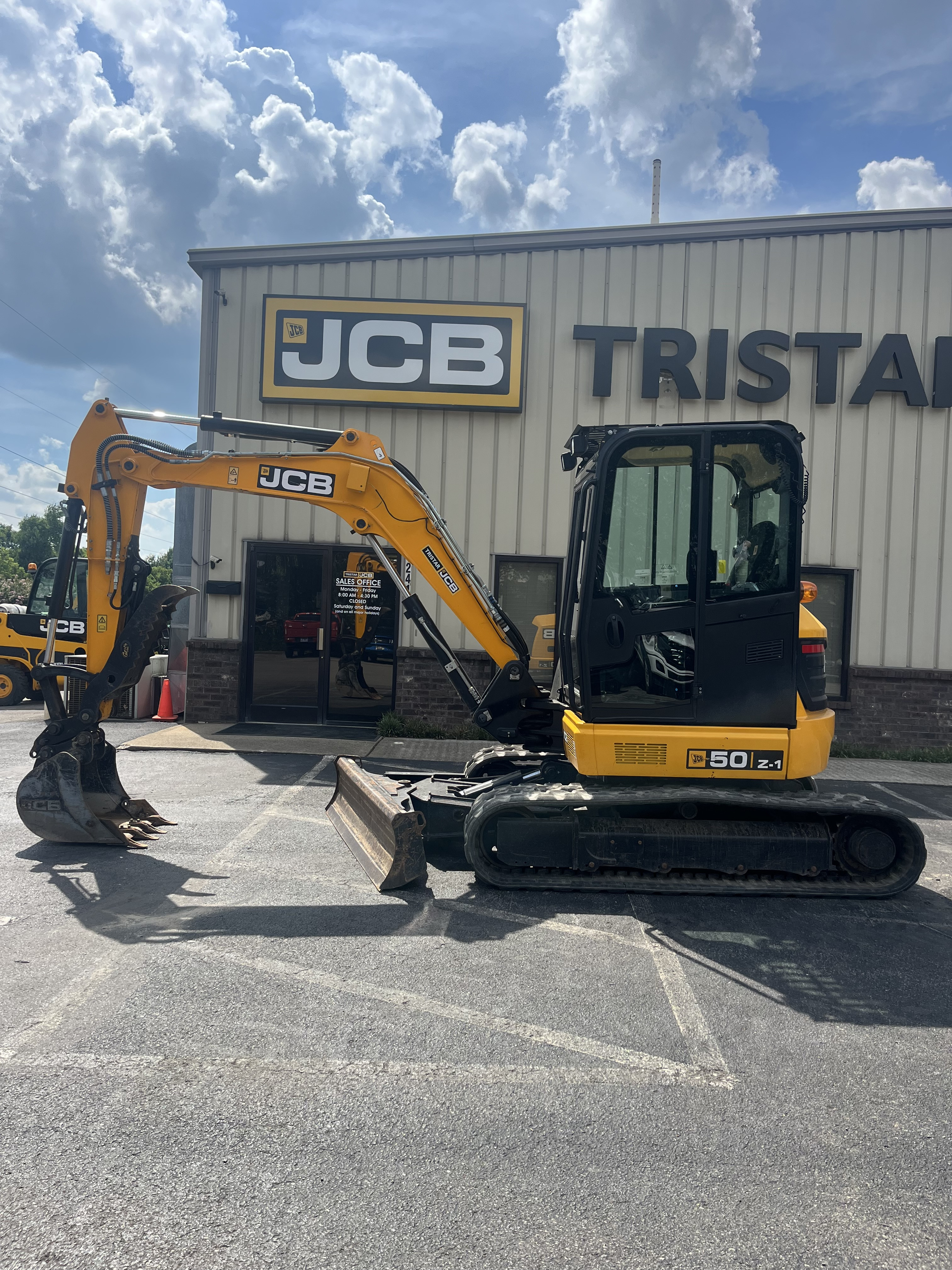Photo of a 2022 JCB 50Z-1