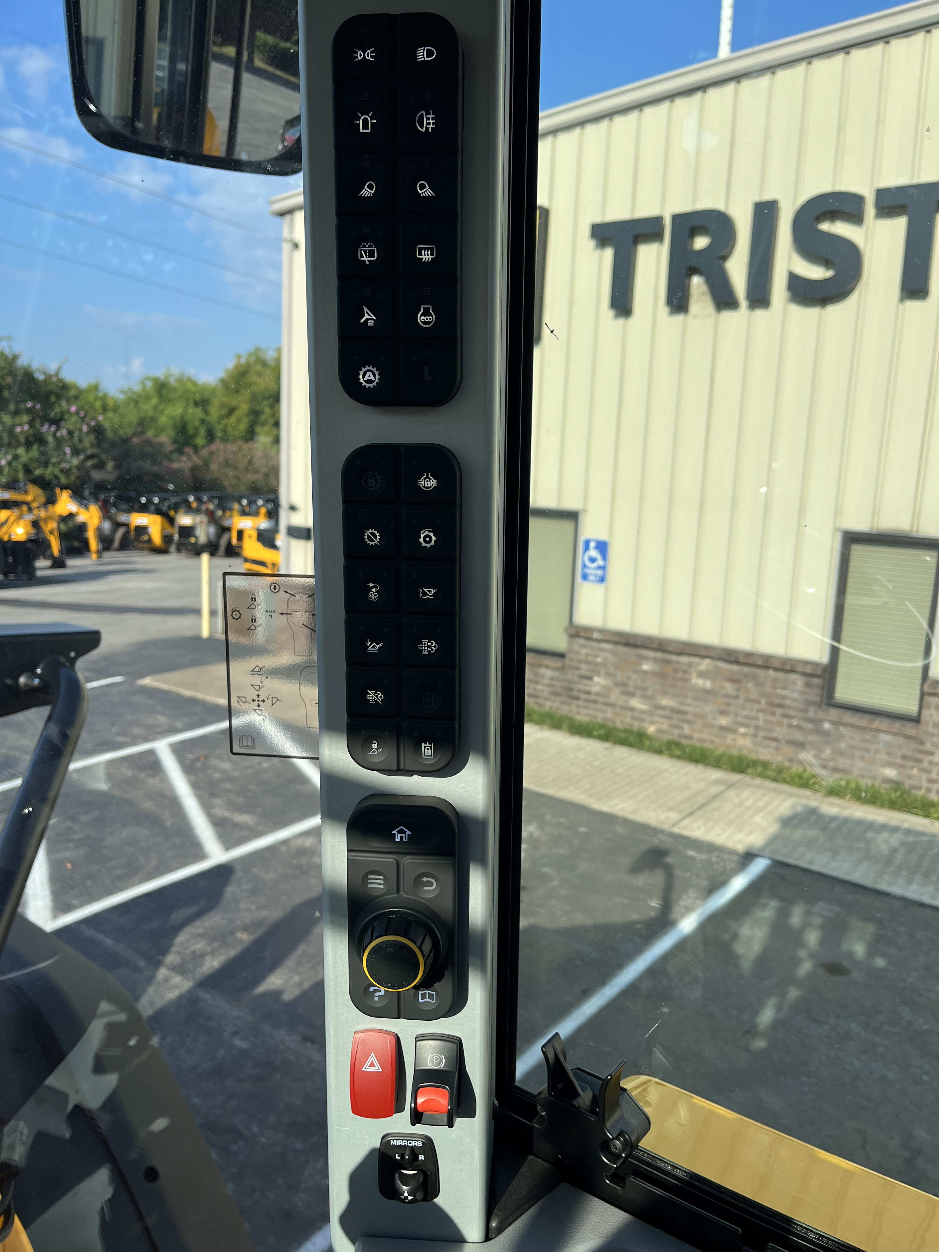 2026 JCB 427