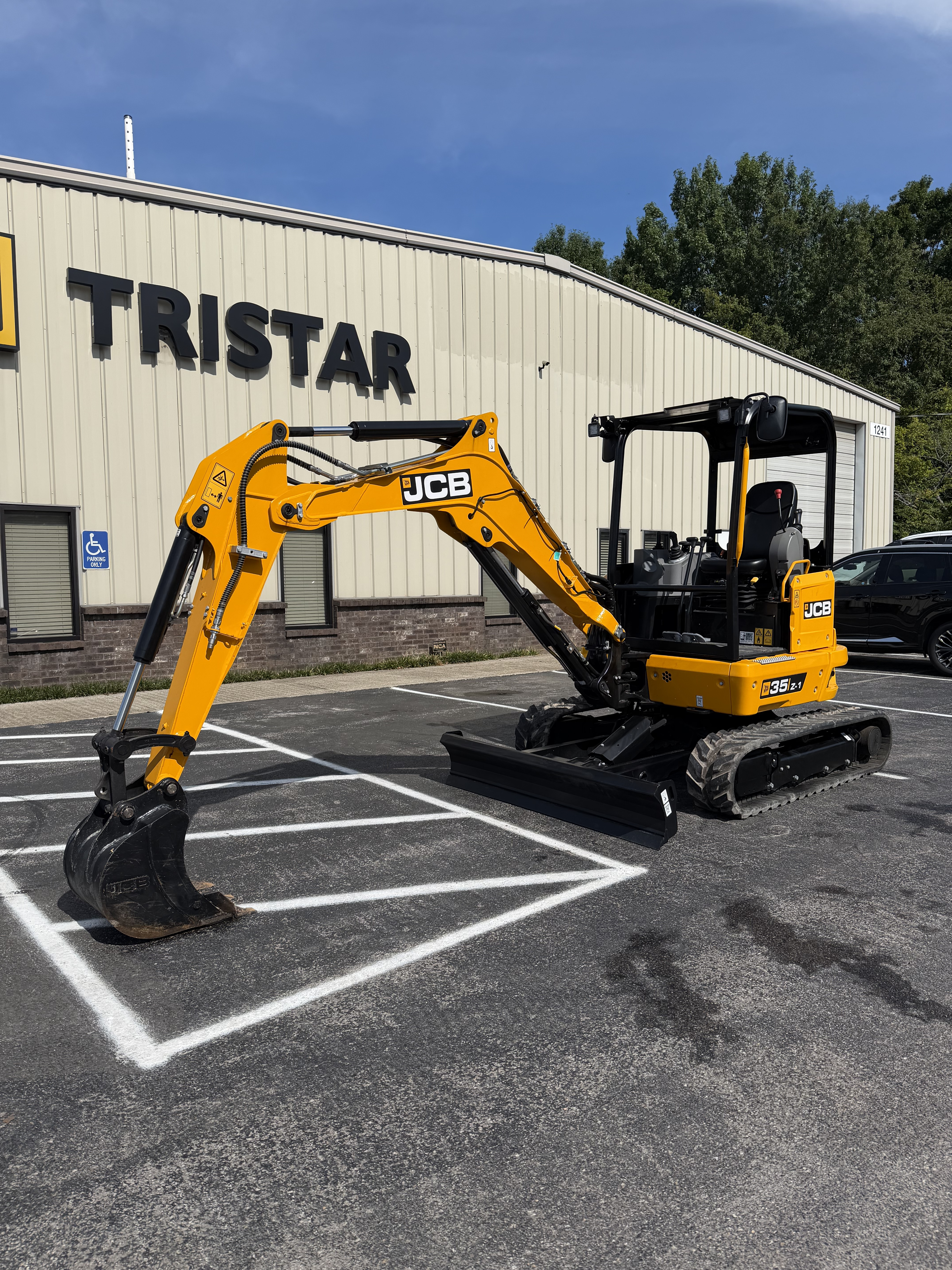 2026 JCB 35Z-1