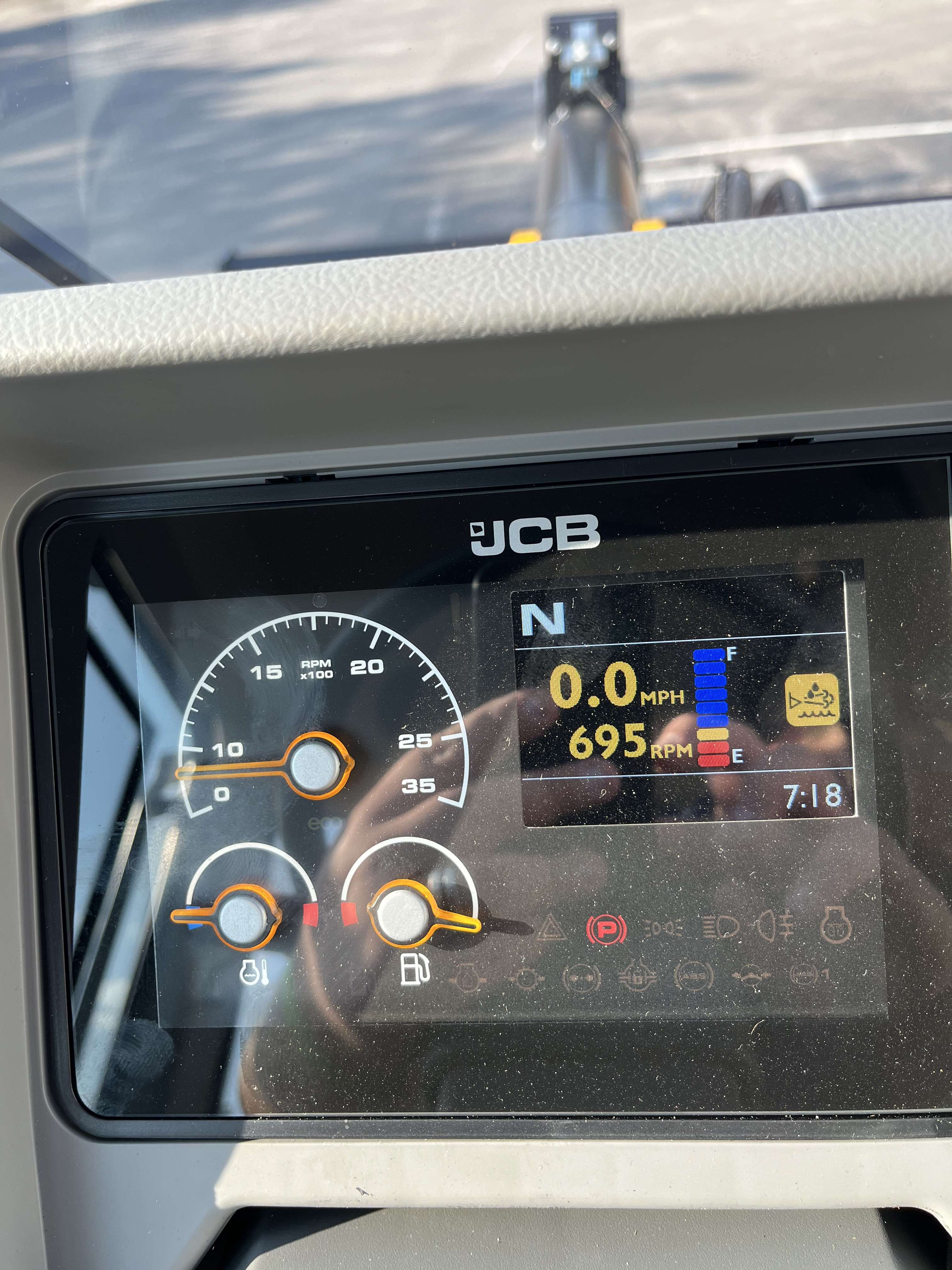2026 JCB 427